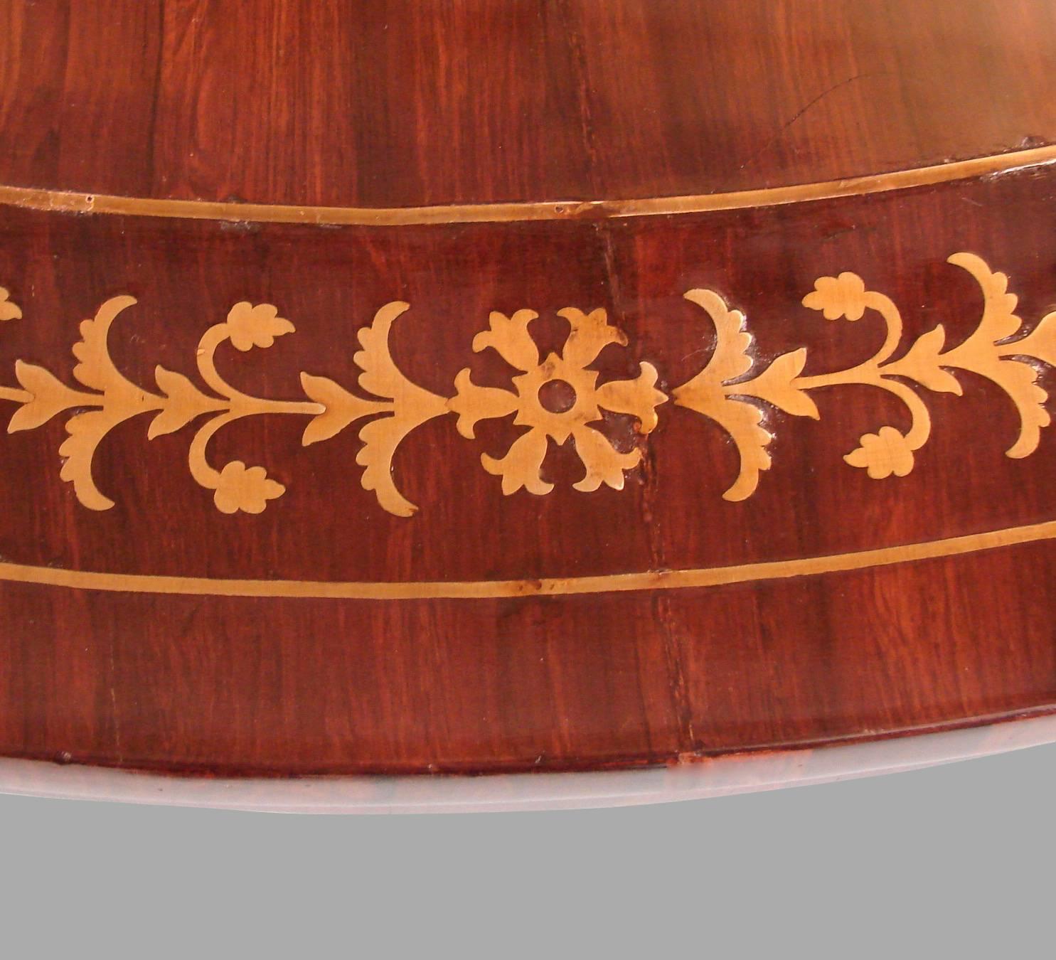 Regency Brass-Inlaid Center Table with Triangular Base and Animal Paw Feet In Excellent Condition In San Francisco, CA
