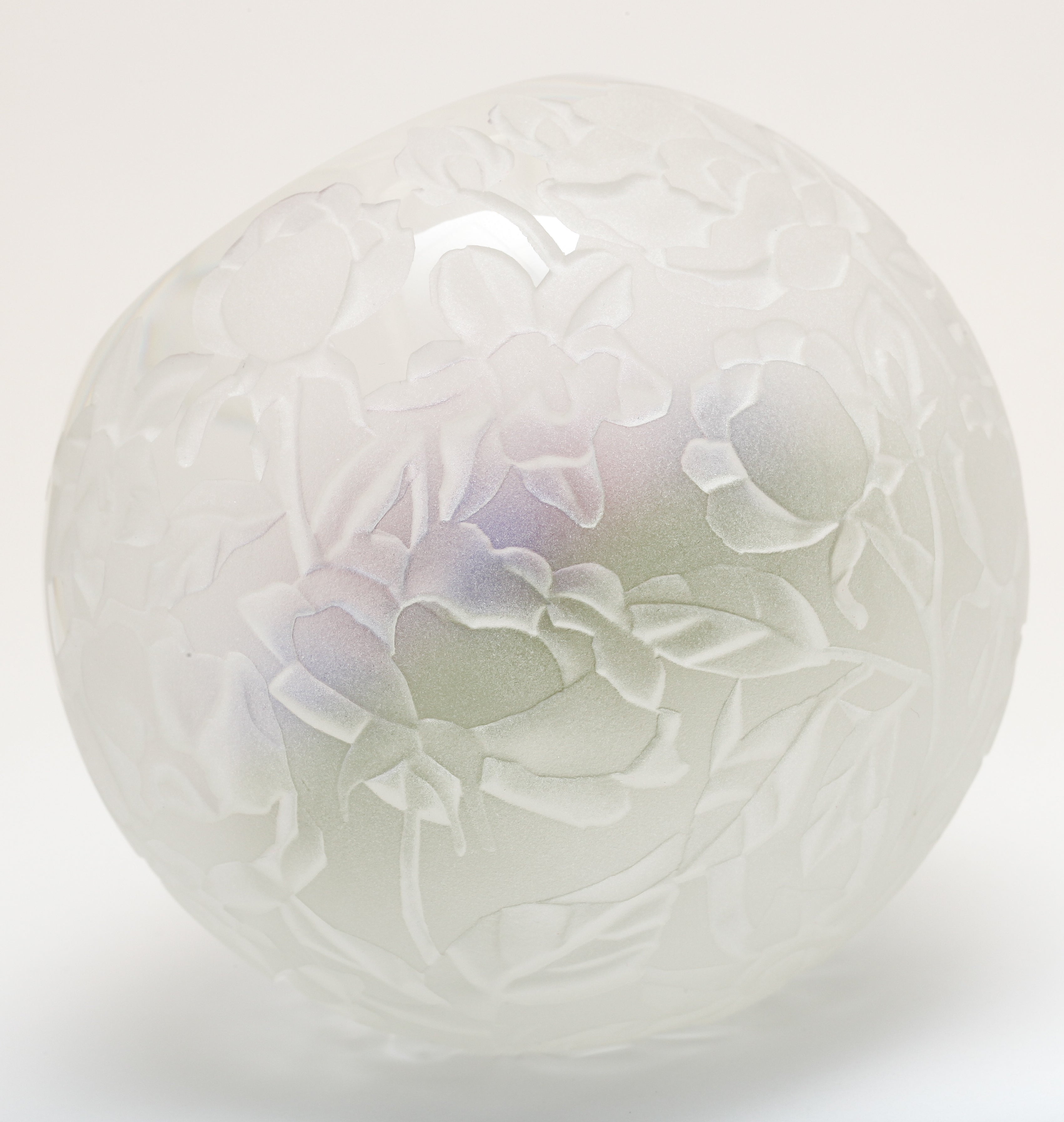 Contemporary Beautiful Cathy Richardson Paperweight Sculpture For Sale