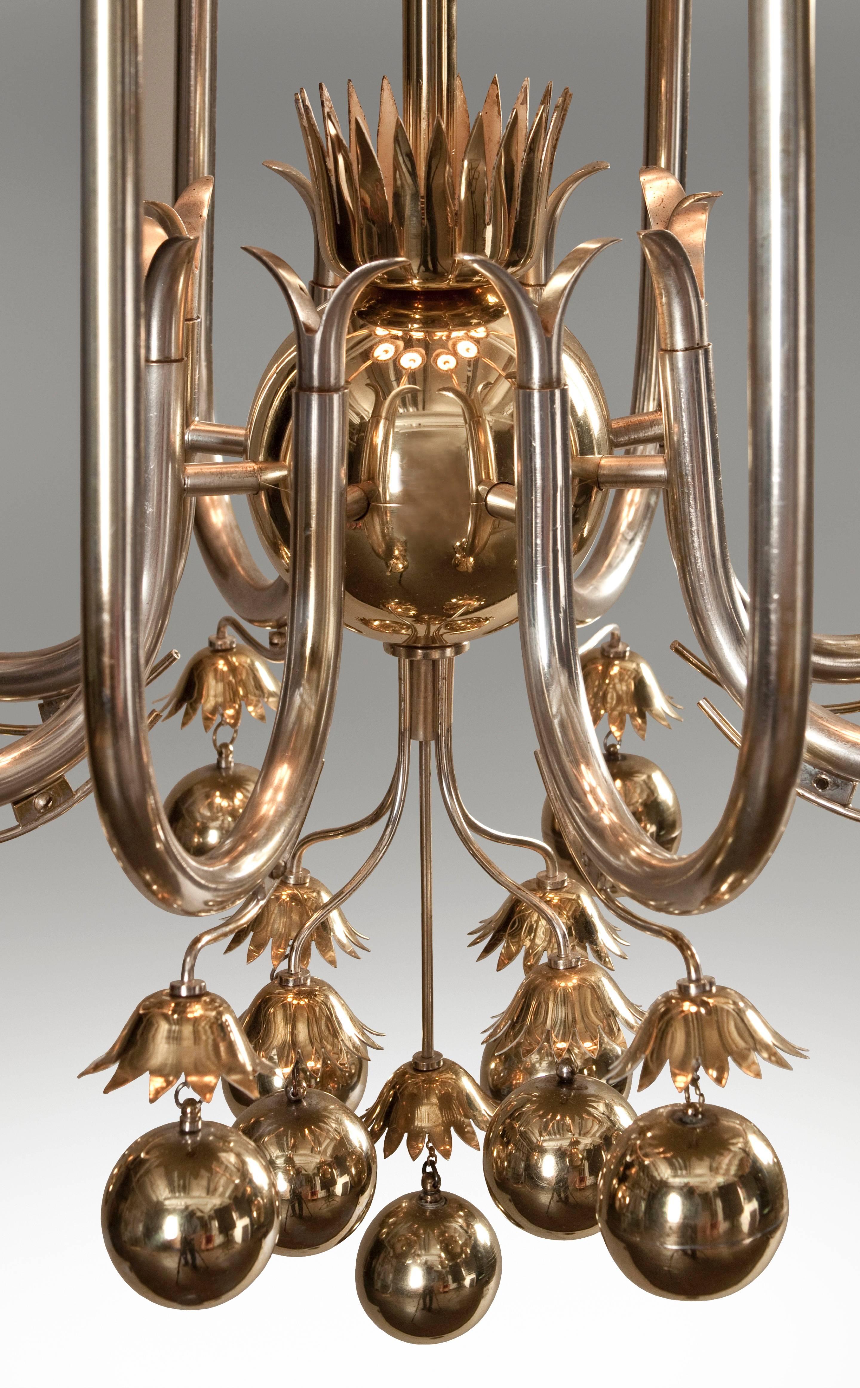 Italian Pietro Chiesa for Fontana Arte, Silvered and Gilt Brass 8 Light Chandelier For Sale