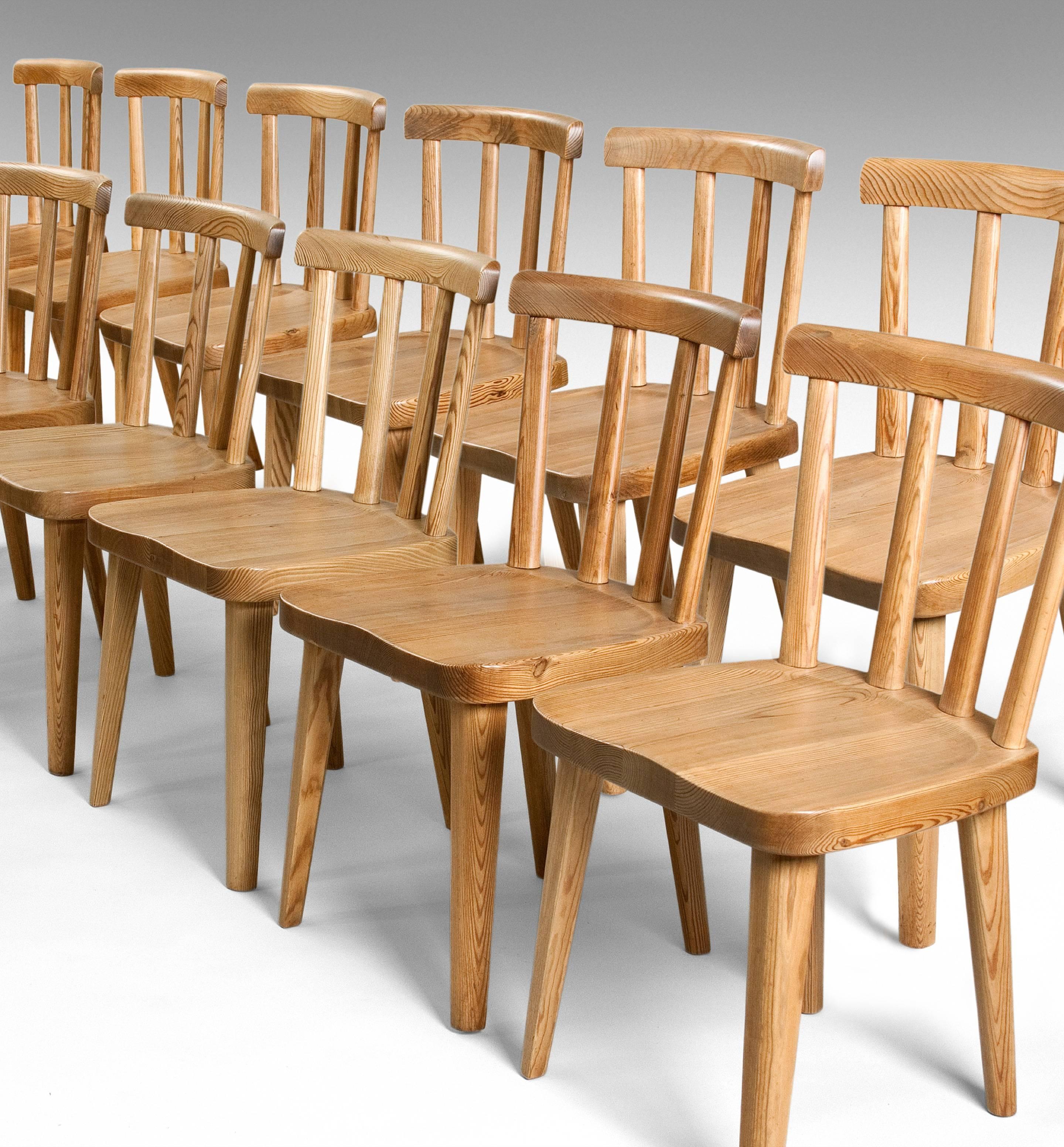 Axel Einar Hjorth for Nordiska Kompaniet, Set of 16 Swedish Pine Utö Chairs In Good Condition In New York, NY
