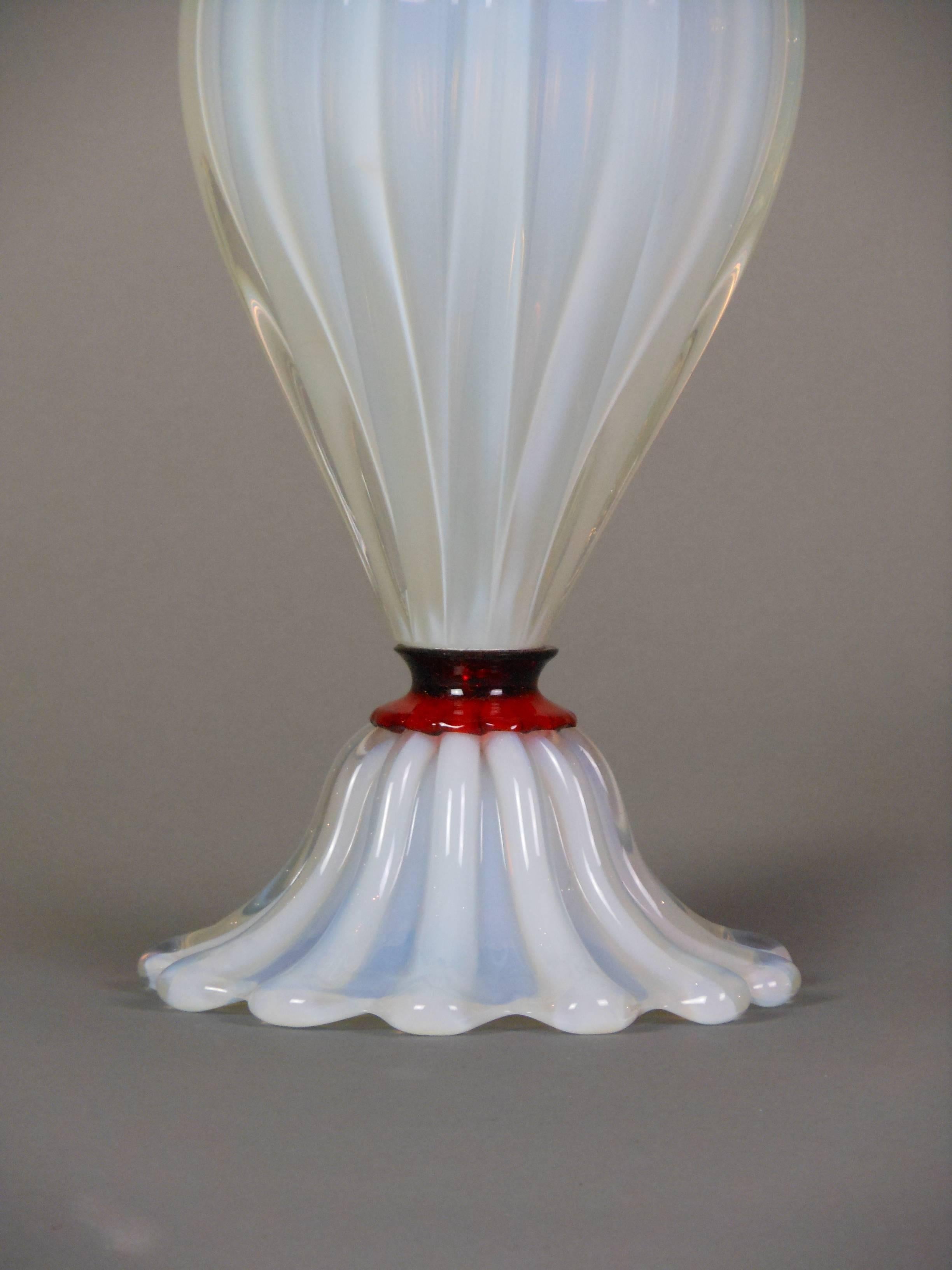 Mid-Century Modern A Pair of Murano White Opaline and Ruby Red Glass Lamps For Sale