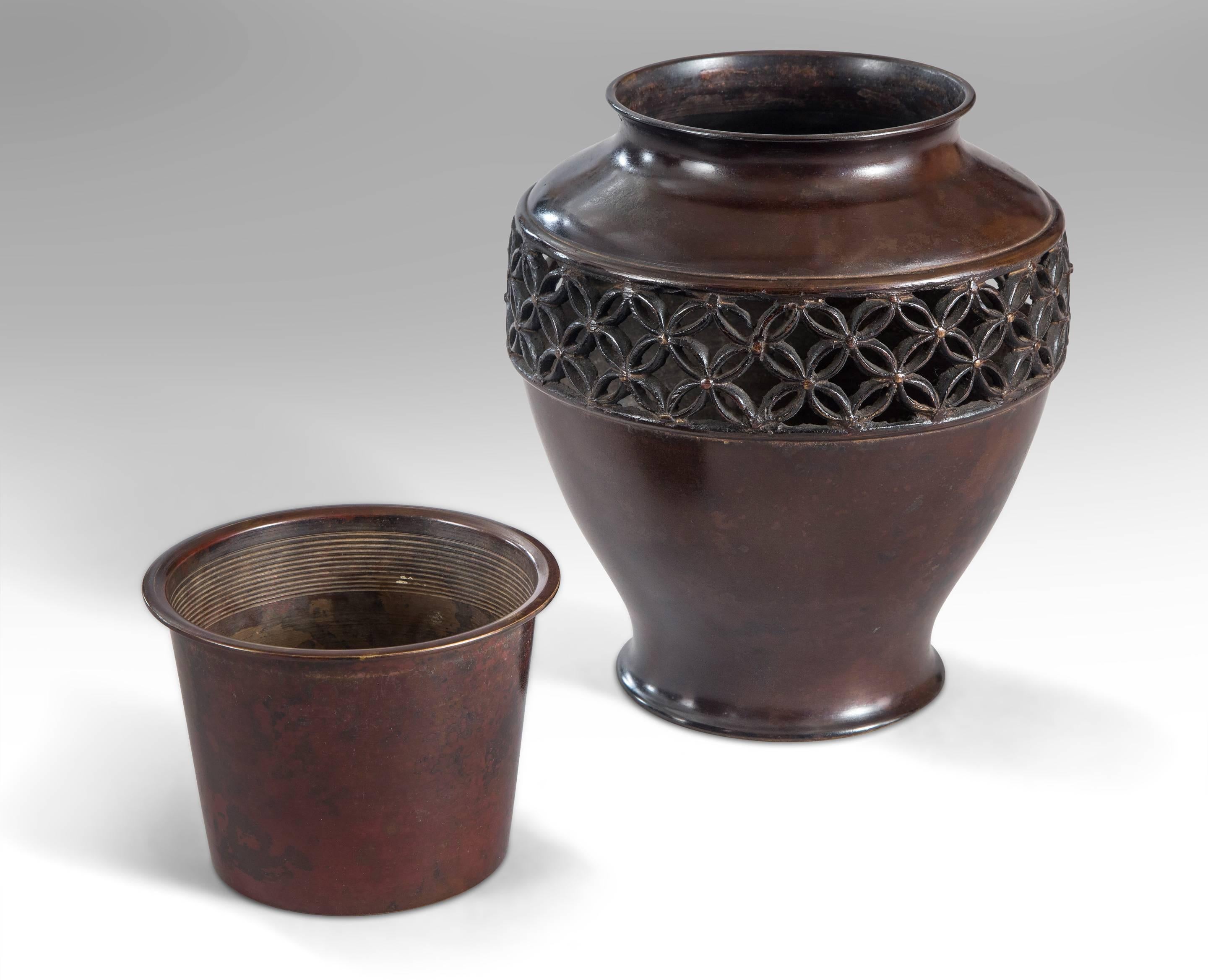A Japanese Brown Patinated Bronze Vase In Good Condition In New York, NY