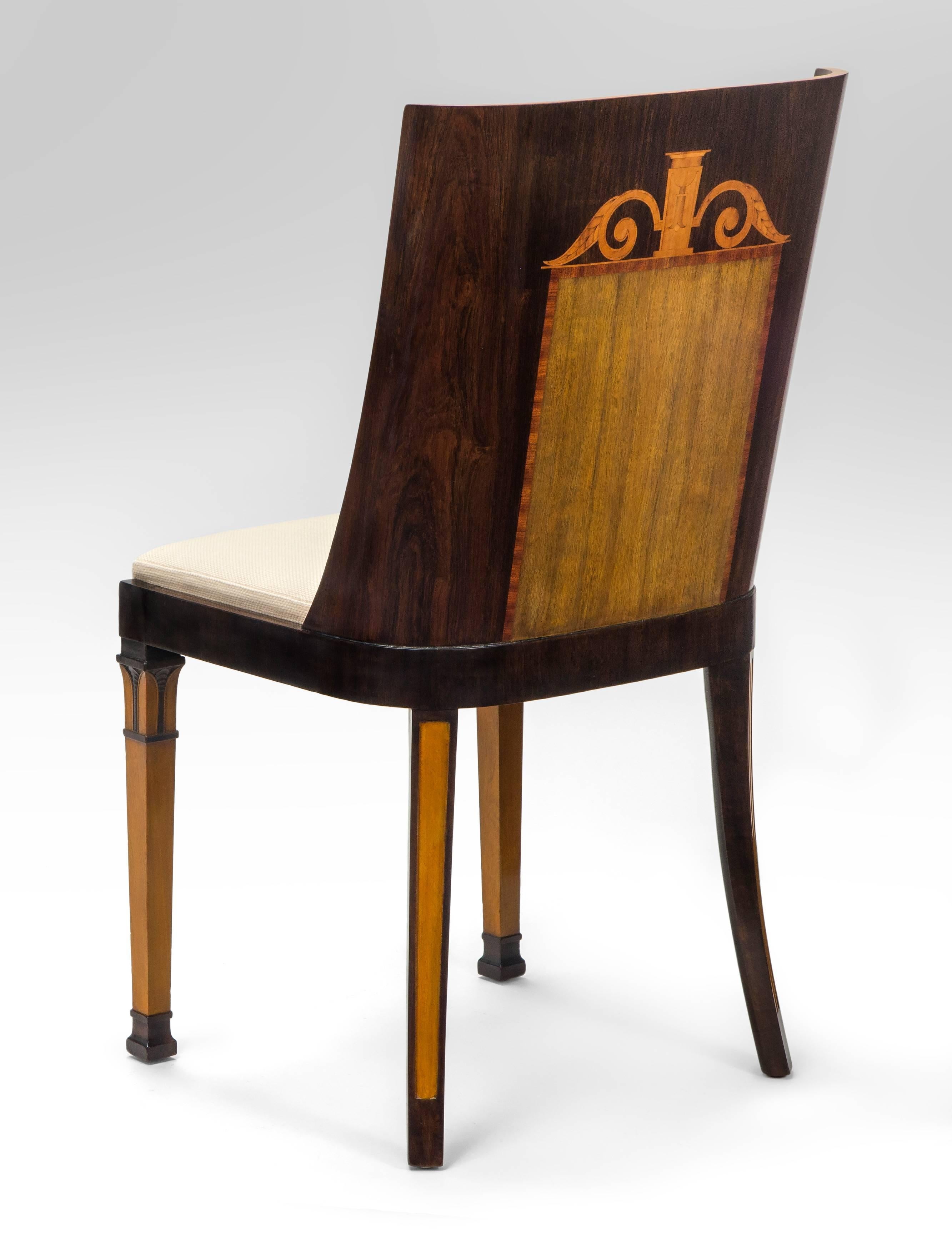 Erik Chambert, Attributed, Pair of Swedish Grace Period Dining Chairs In Good Condition In New York, NY