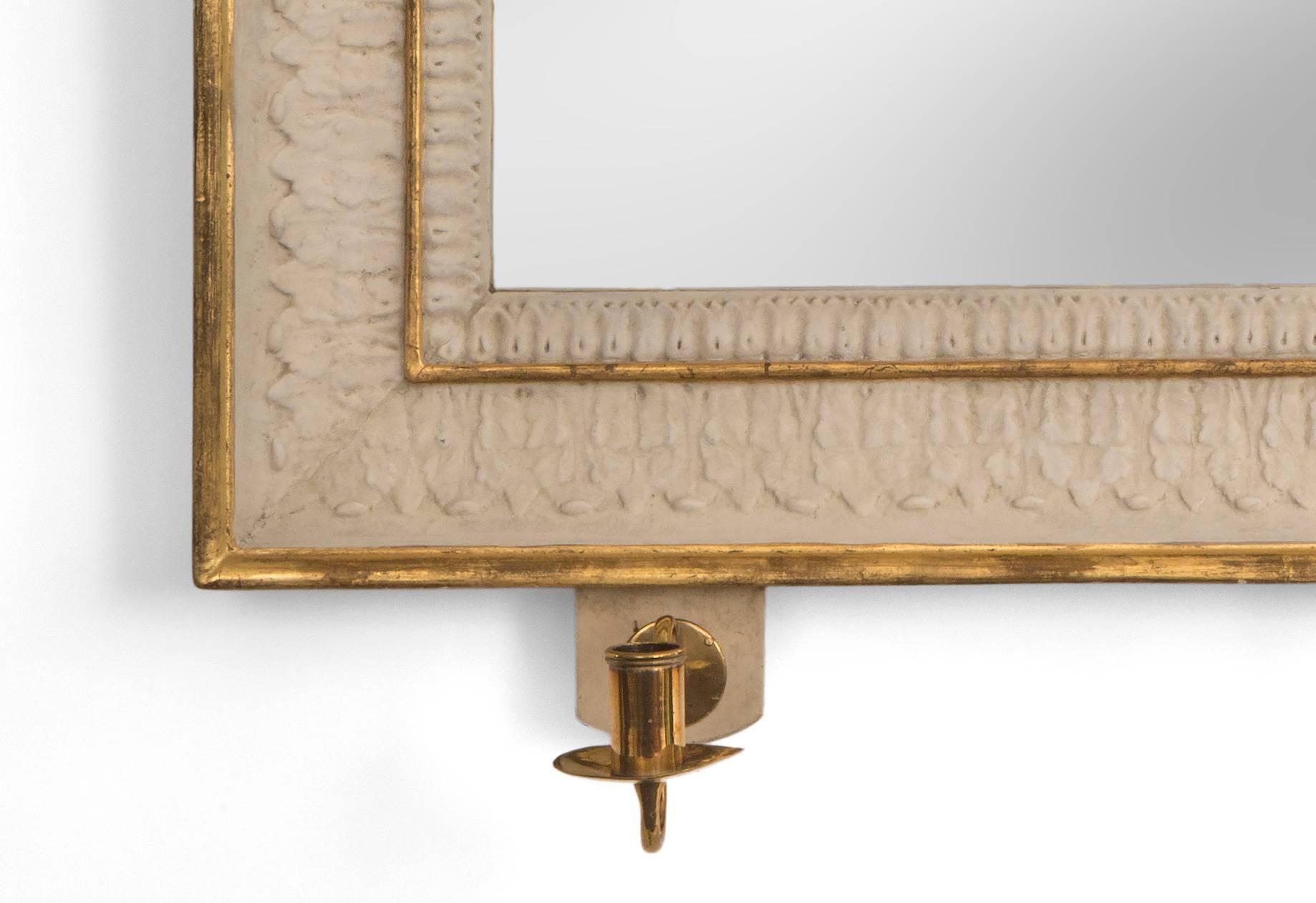Pair of Swedish Empire Period Painted and Parcel-Gilt Wood Rectangular Mirrors In Good Condition For Sale In New York, NY