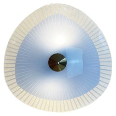 Mid-Century Light Blue Glass Triangle Disc Deckenleuchte, Doria, 1950er Jahre Deutschland
