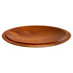 Bol tourné en bois de cerisier, style milieu du siècle, pièce maîtresse scandinave