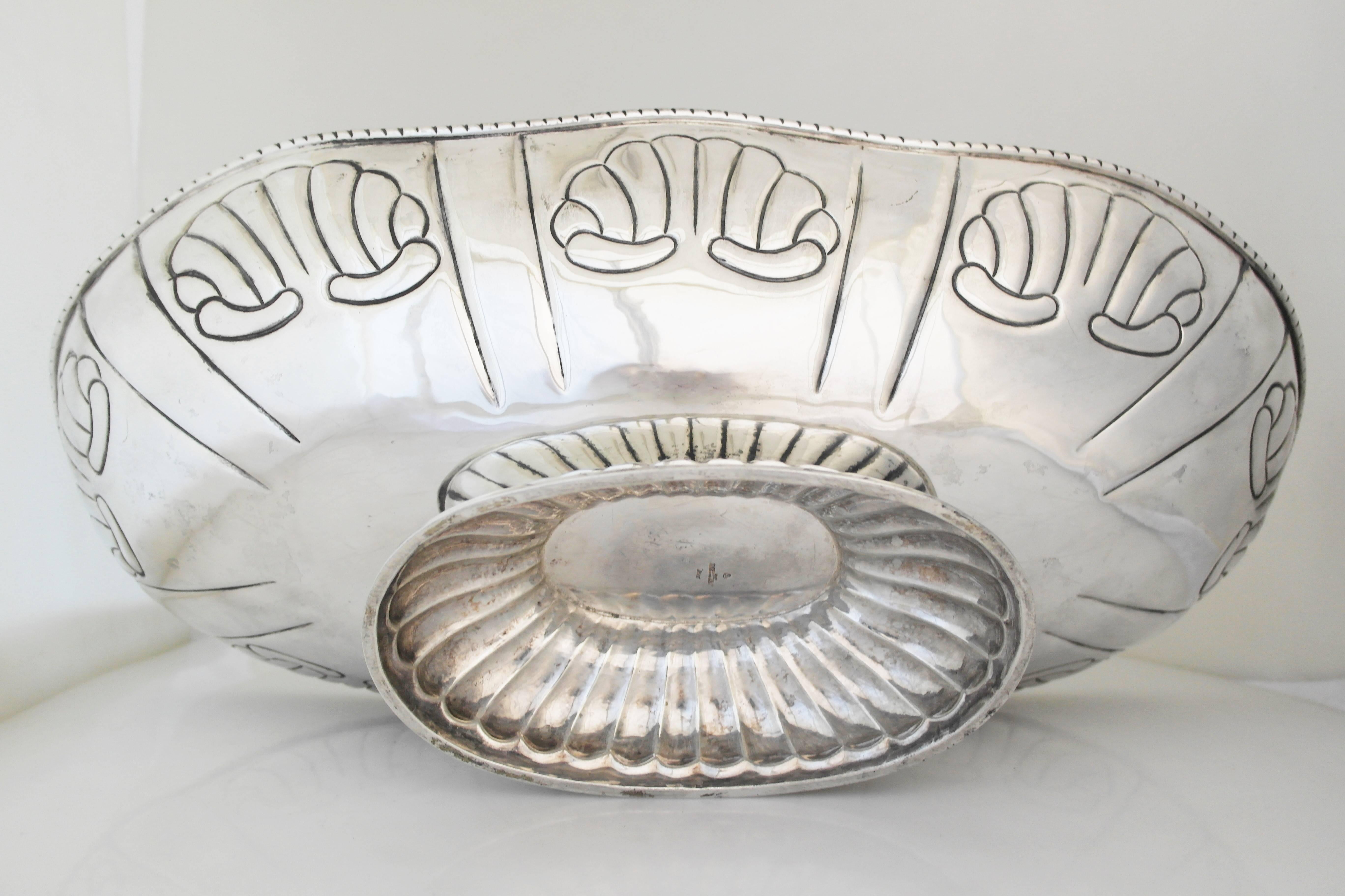 Mexican Large Tane (Tiffany of Mexico) Sterling Silver Centerpiece Bowl For Sale