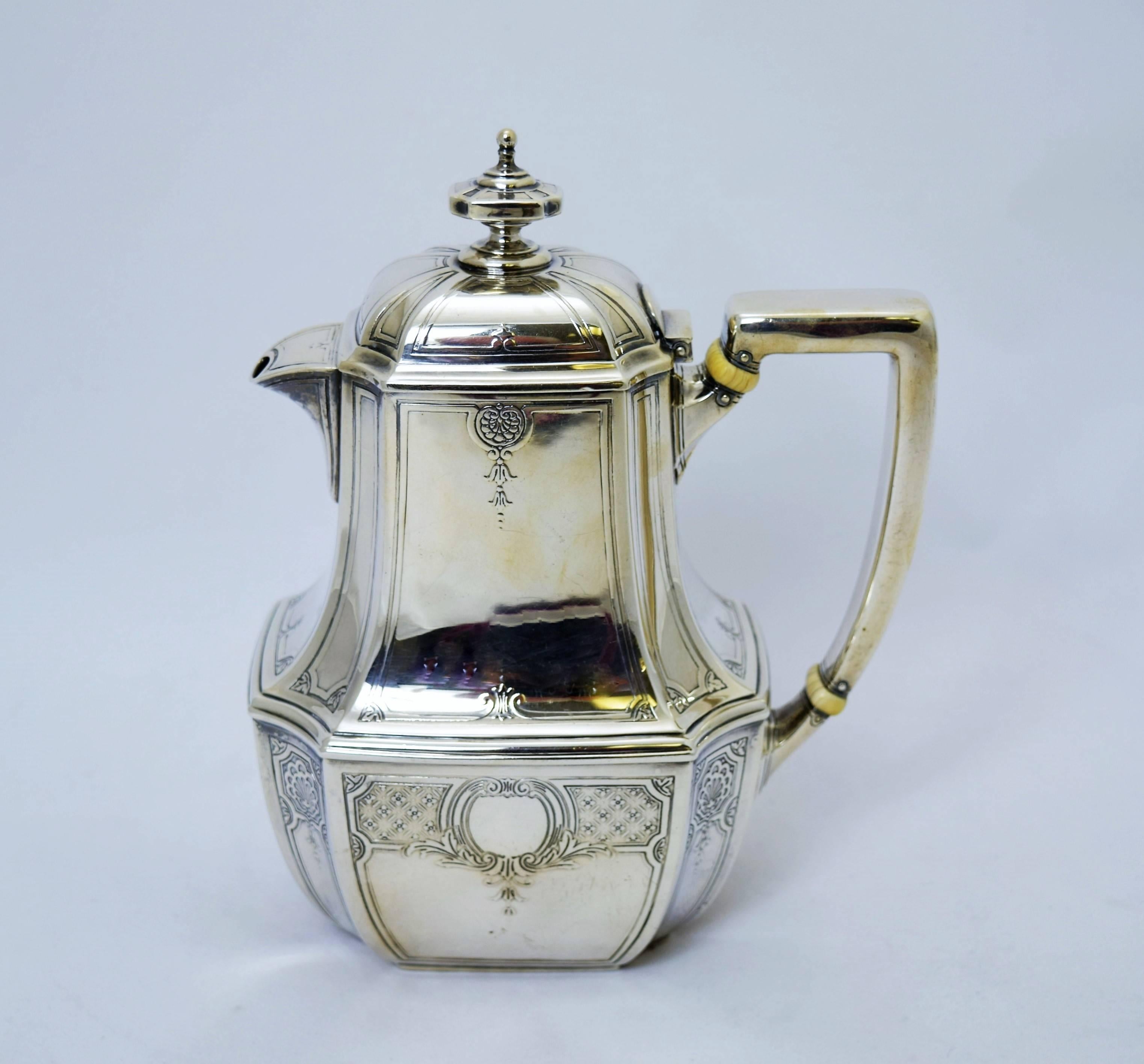 Tiffany & Co. Sterling Silver Tea and Coffee Set, circa 1915 1