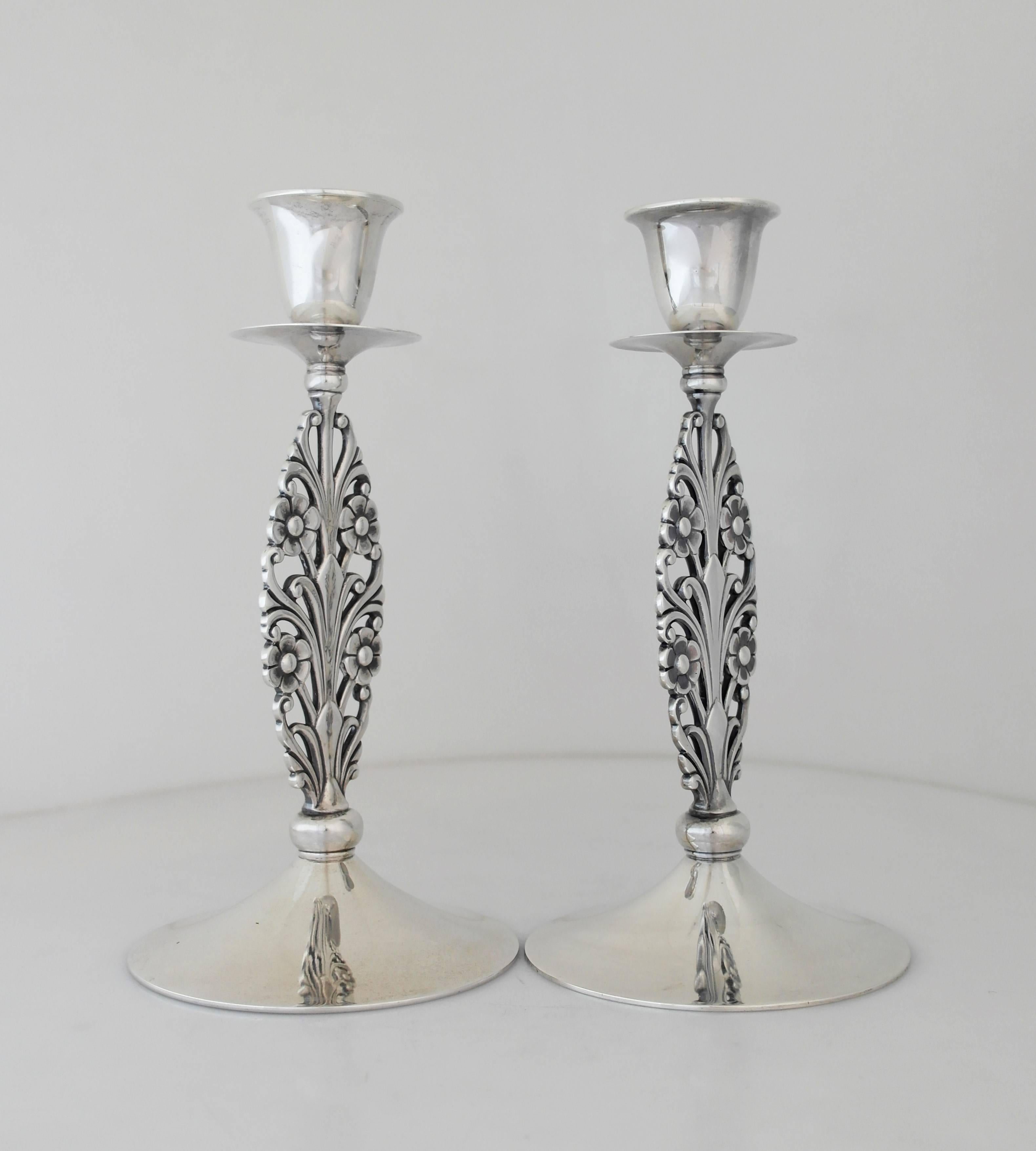 Early 20th Century Rare Tiffany Sterling Silver Art Deco 1925 En Suite Candlesticks/Centerpiece Set