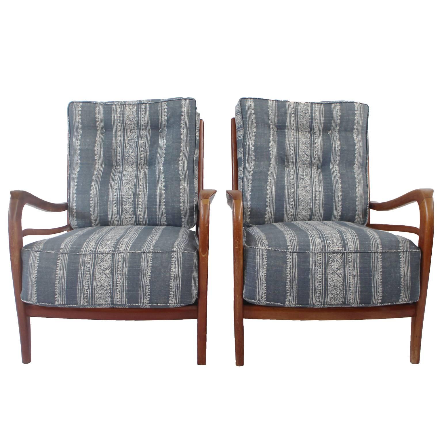 Pair of Paolo Buffa Italian Lounge Chairs In Good Condition In West Hollywood, CA