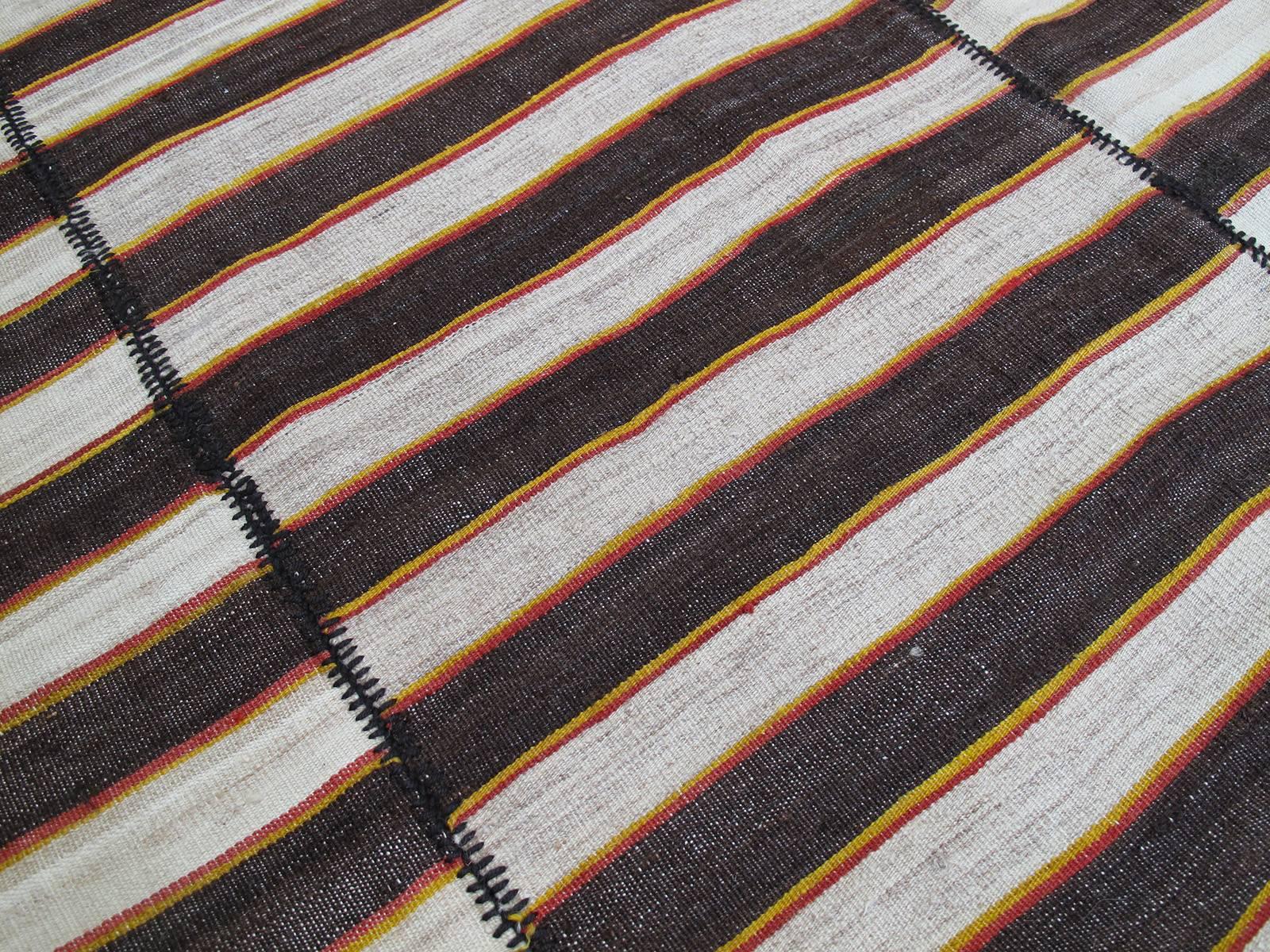 Banded Mazanderan Kilim In Good Condition In New York, NY