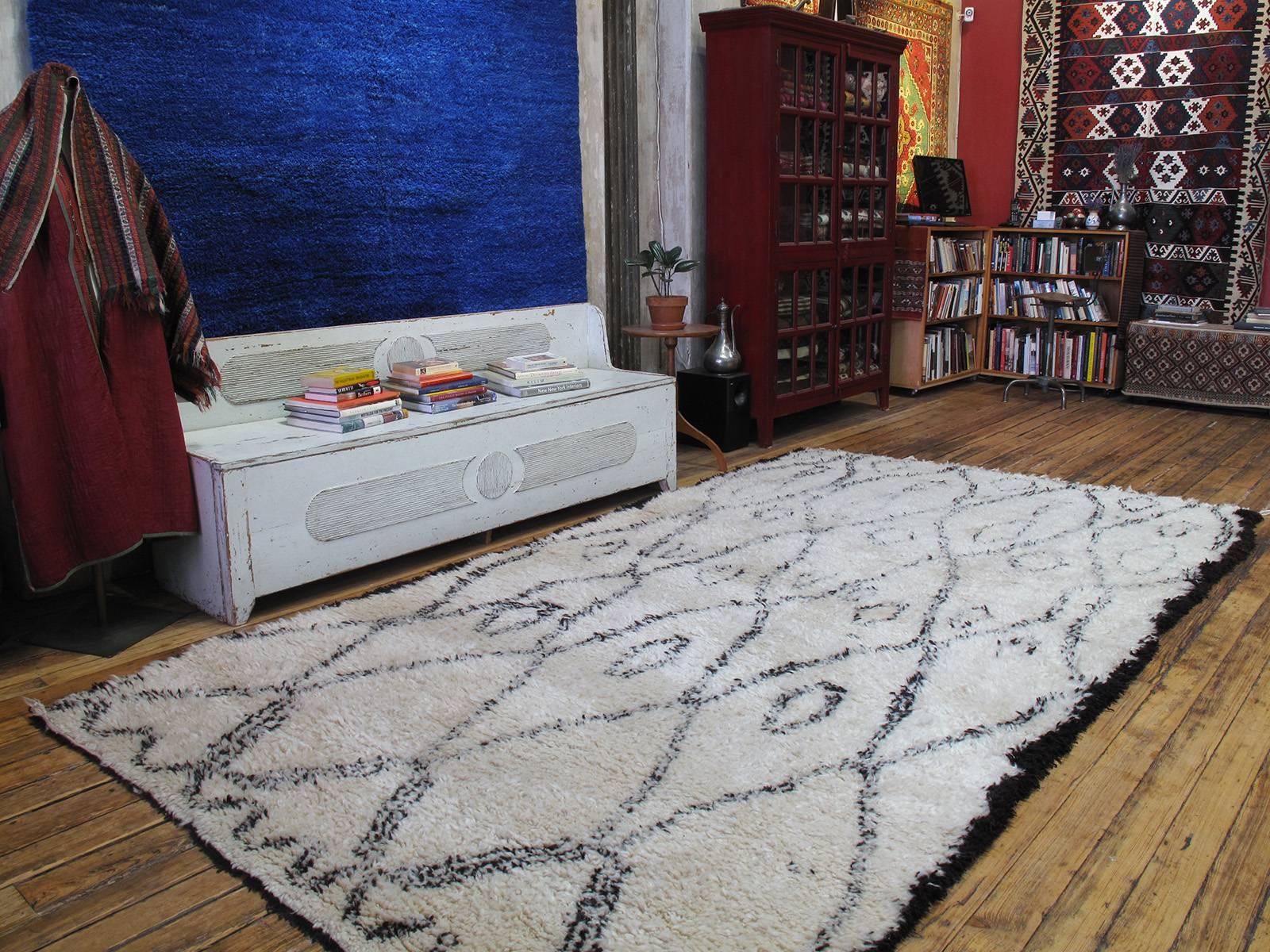 The real deal! The artistry with which the Classic Berber grid pattern is interpreted makes this carpet stand out from the seemingly endless supply of white Moroccan rugs in the market. The weave is very dense and the wool is of excellent