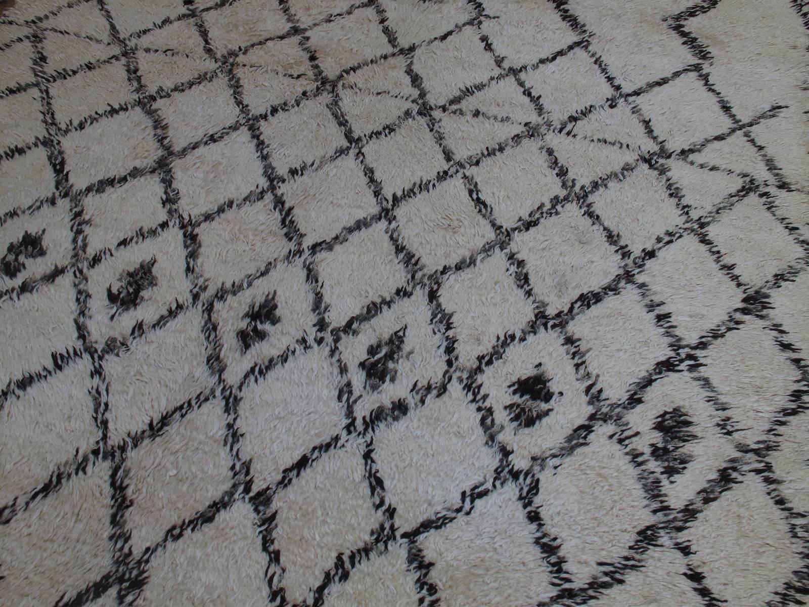 Hand-Knotted Massive Beni Ouarain Moroccan Carpet