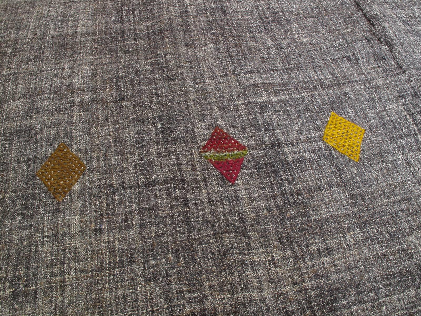 Kilim with Diamond Motifs In Good Condition In New York, NY