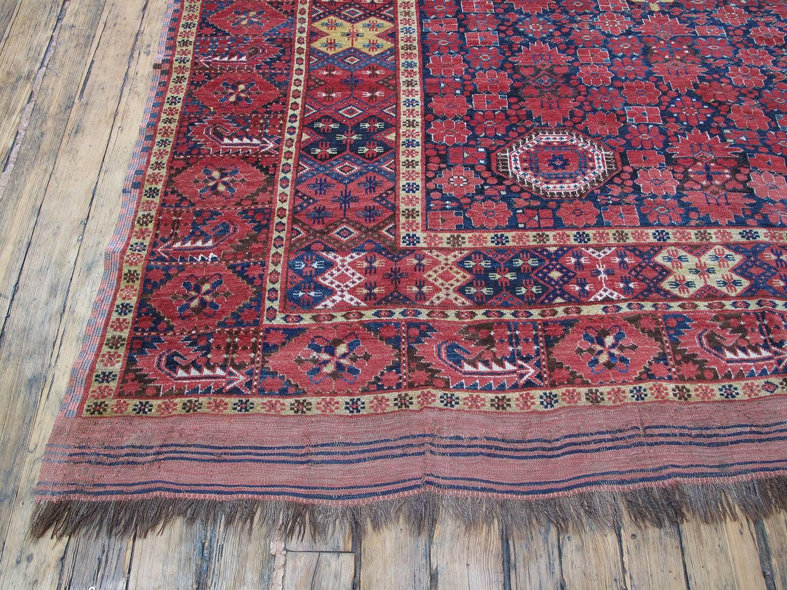 Wool Fantastic Antique Beshir Carpet