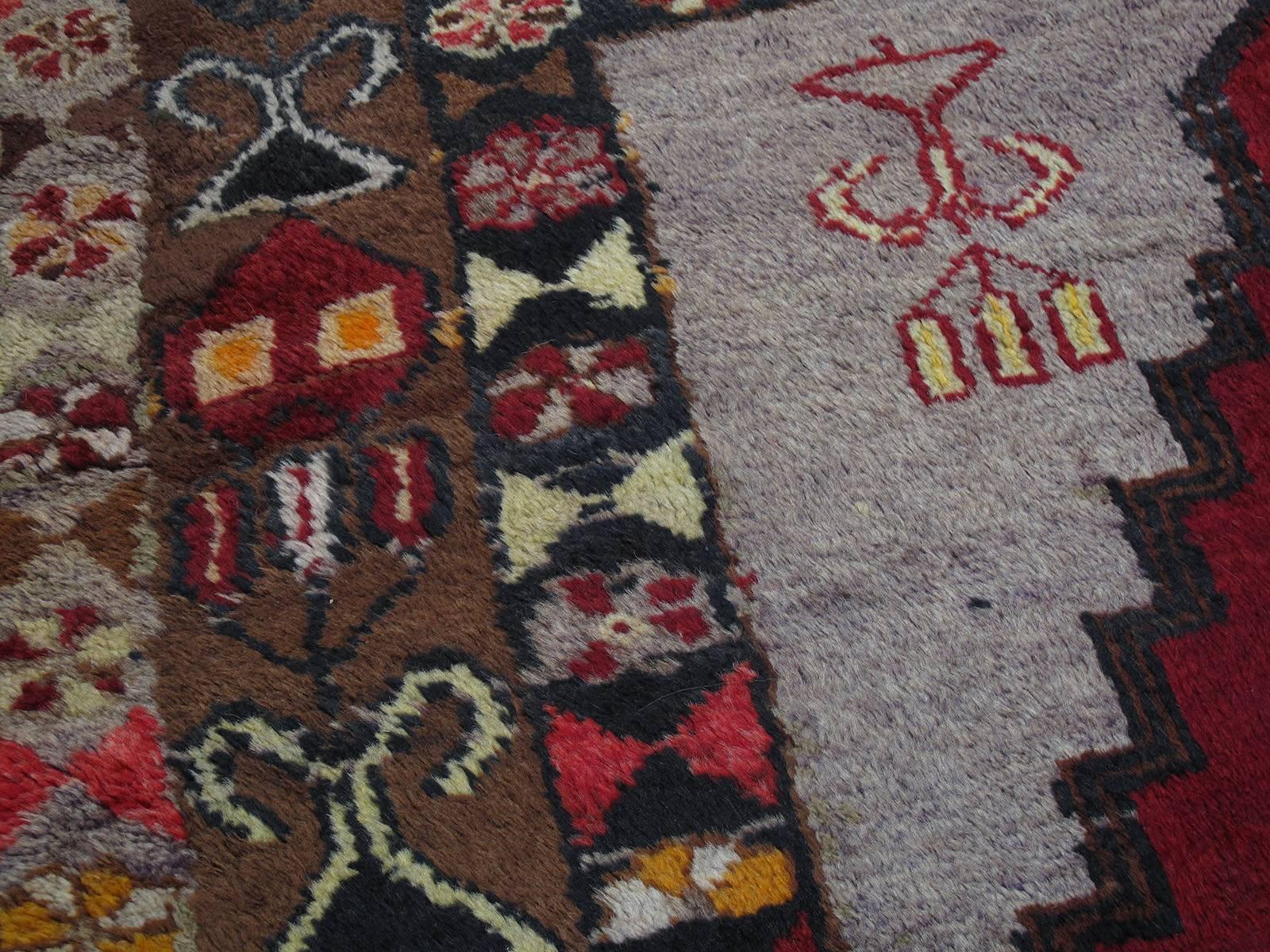 Nigde Rug In Good Condition For Sale In New York, NY