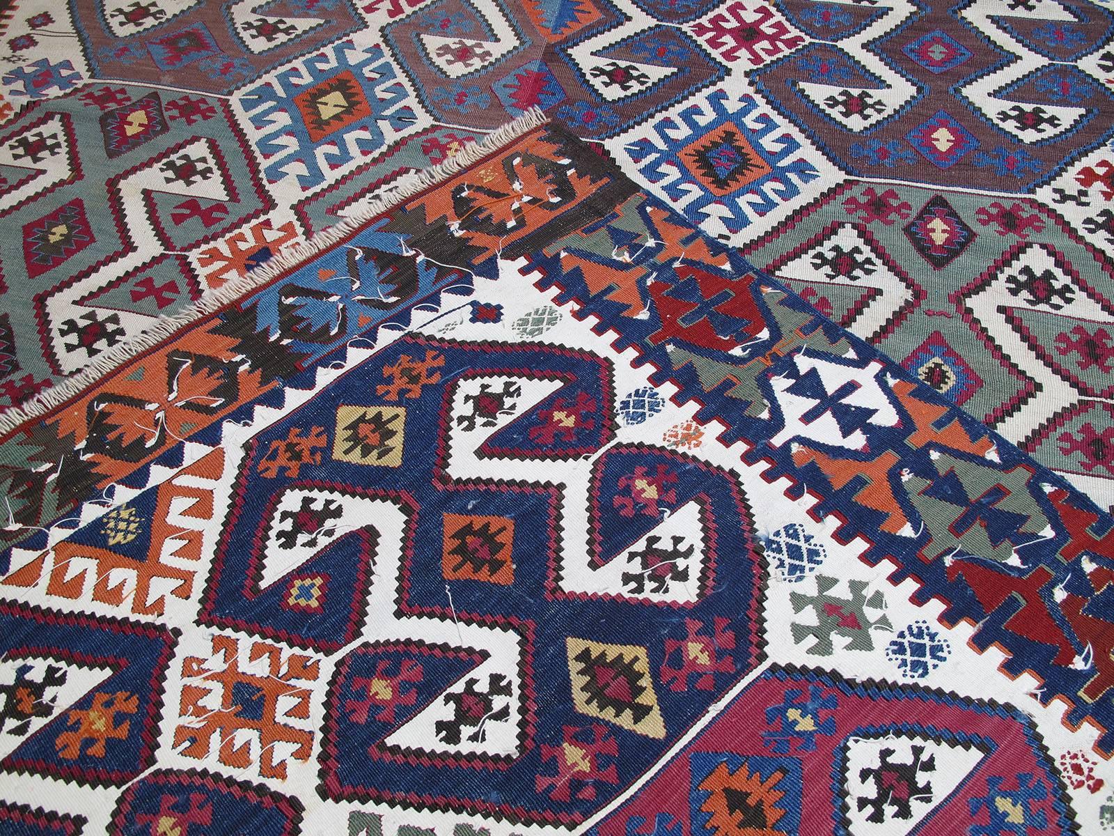 Antiker Aksaray-Kilim-Teppich im Angebot 4