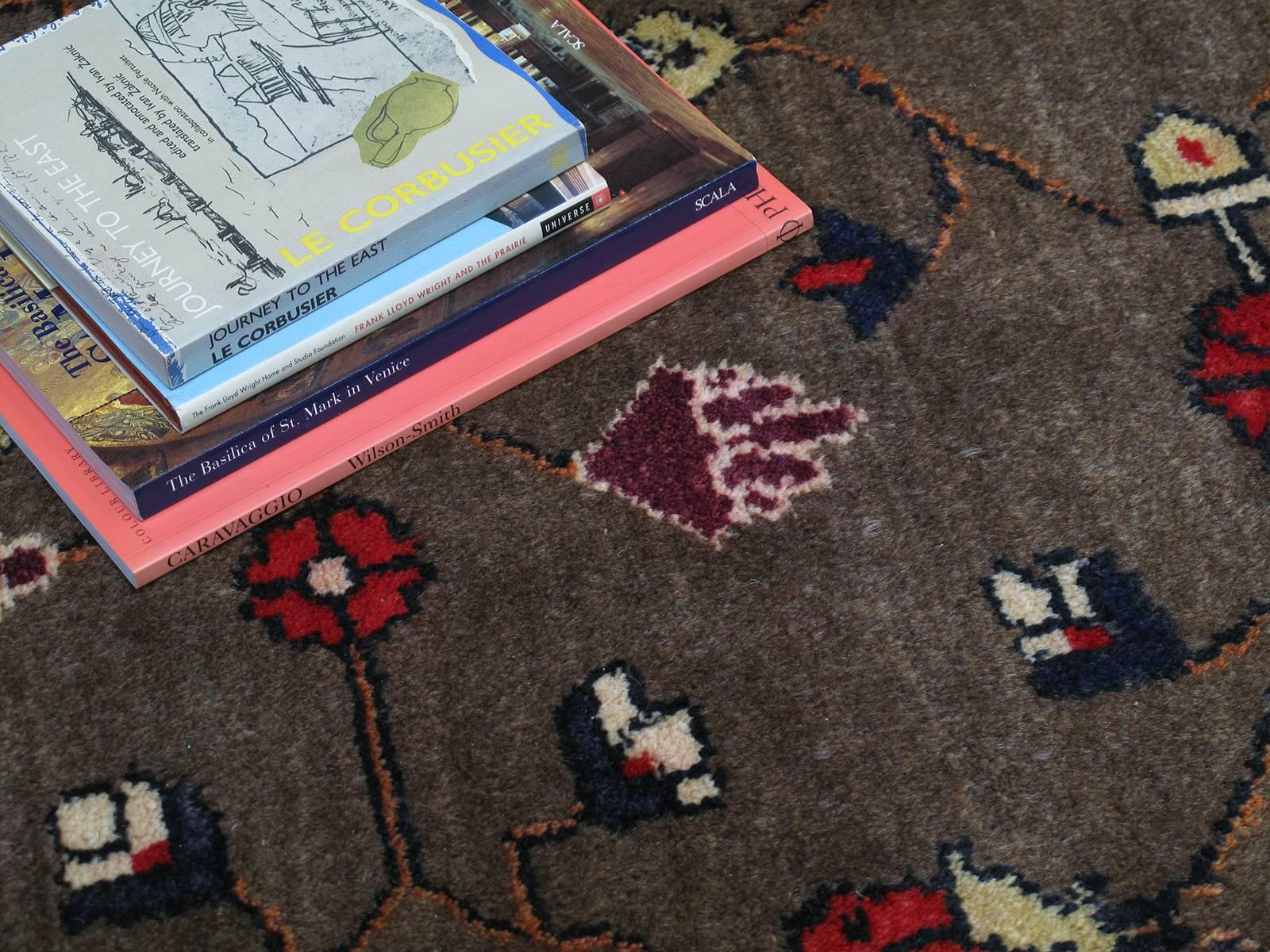 Karapinar Rug with Flower Lattice Design In Good Condition In New York, NY
