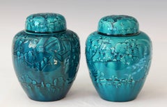 Pareja de Jarras de Jengibre de Cerámica Awaji Turquesa, Tapas Aplicadas e Inciso Prunus