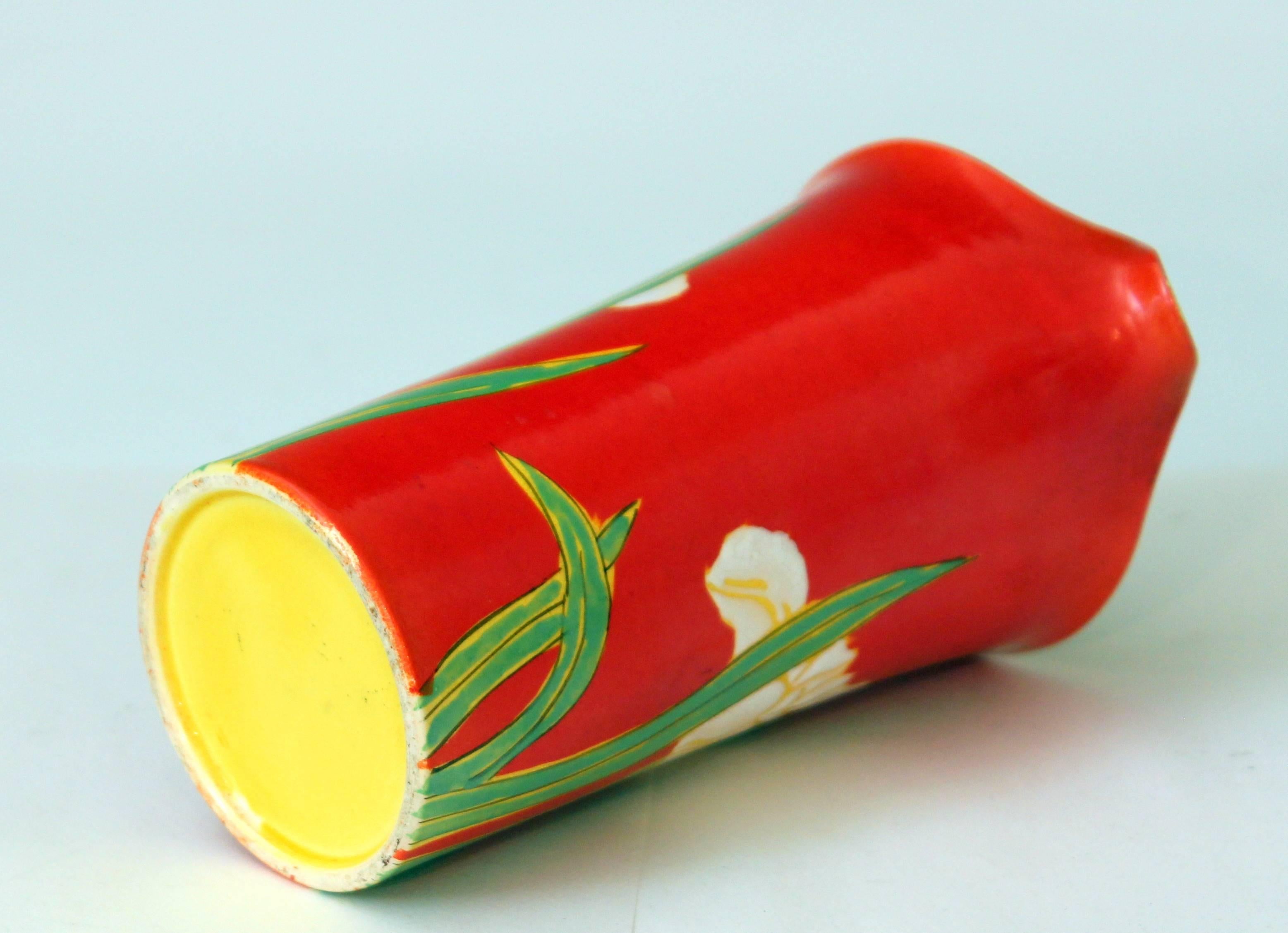 Tourné Pichet Iris d'Awaji Pottery en glaçure rouge chrome atomique Art déco en vente