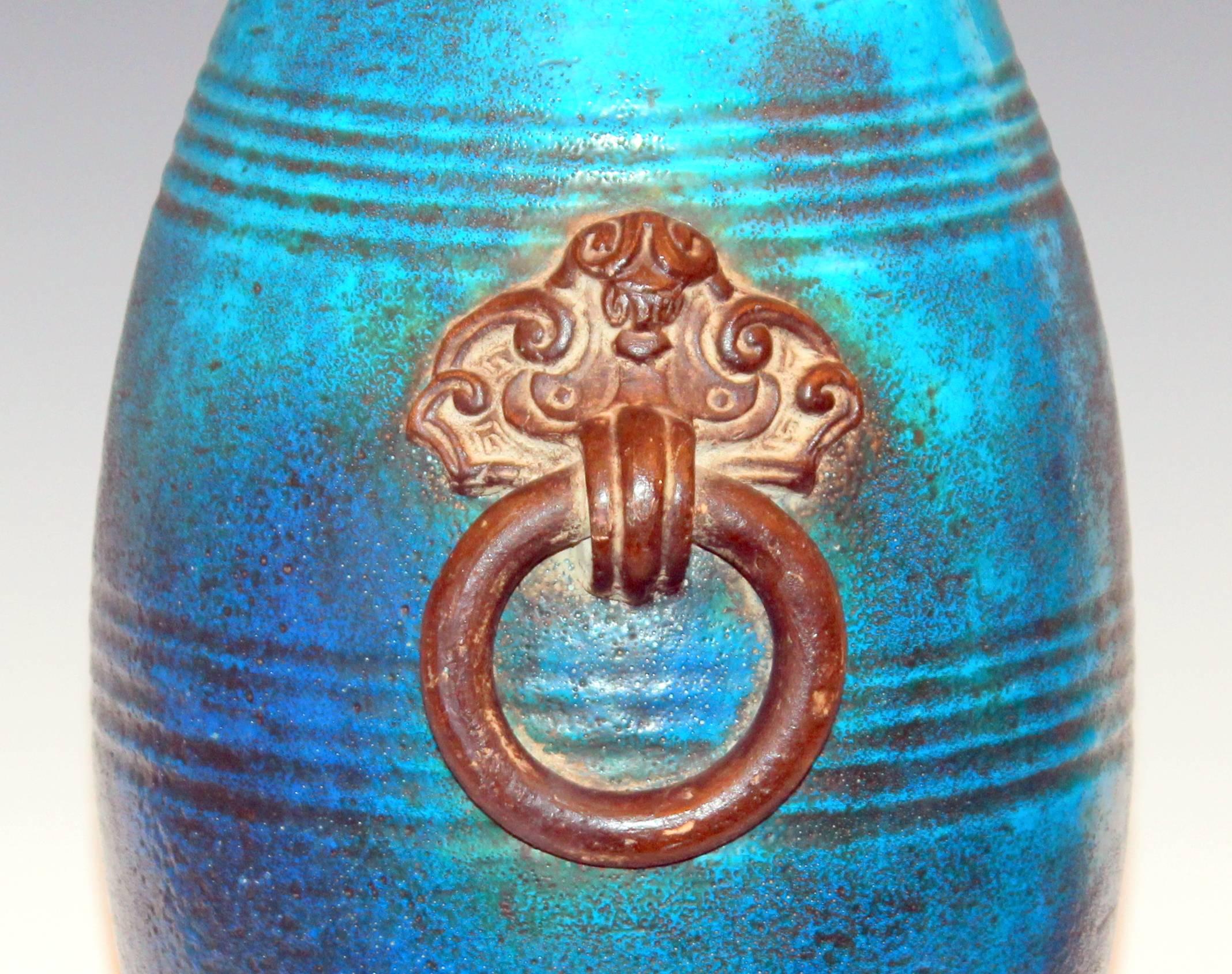 Mid-20th Century Large Italian Ming Zaccagnini Pottery Turquoise Crackle Glaze Ring Handle Lamp