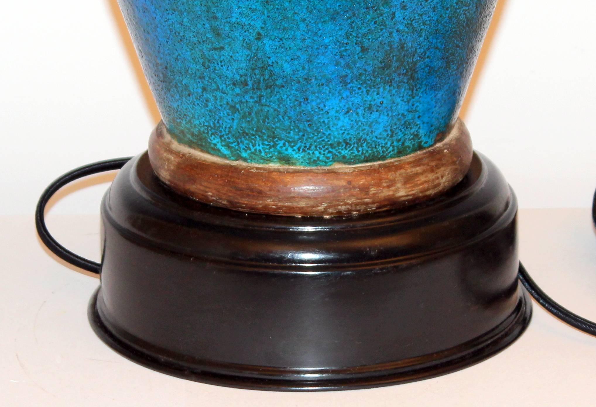 Large Italian Ming Zaccagnini Pottery Turquoise Crackle Glaze Ring Handle Lamp 2