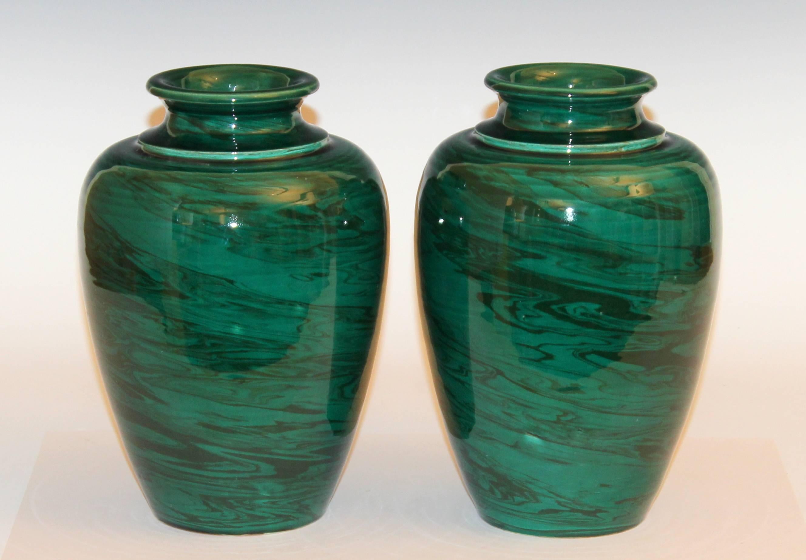 Great pair of hand-turned, vintage Bitossi Italian art pottery green marbleized vases with interesting articulated necks, circa 1970s. Measures: 9 1/2" high, 6" diameter. Excellent condition.