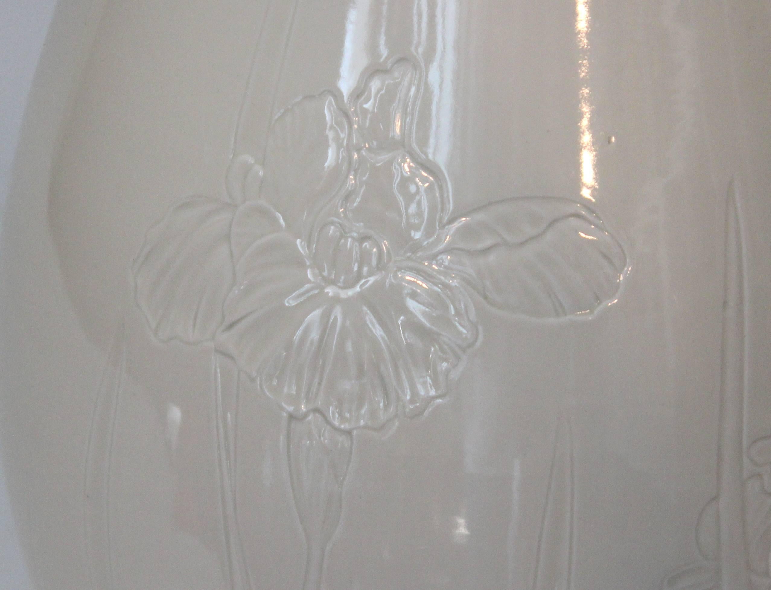 Early 20th Century Antique Japanese Carved Studio Blanc de Chine Porcelain Vase For Sale