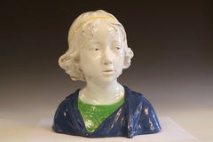 Gran busto italiano antiguo de cerámica de Cantagalli, «Niño renacentista de Della Robbia», 12"