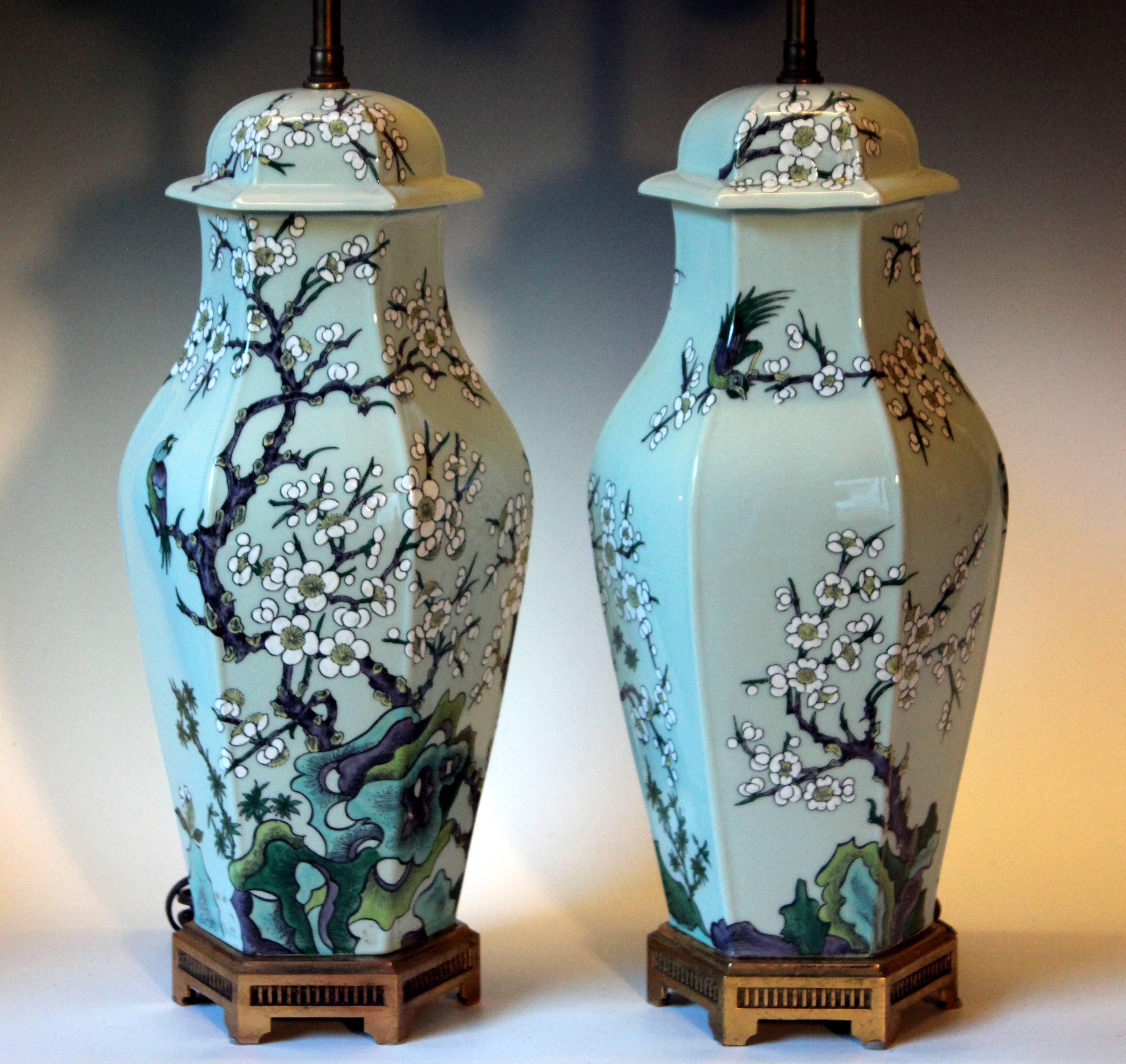 Paul Hanson Mid-Century Chinese Porcelain Style Celadon Chinoiserie Lamps, Pair In Excellent Condition In Wilton, CT