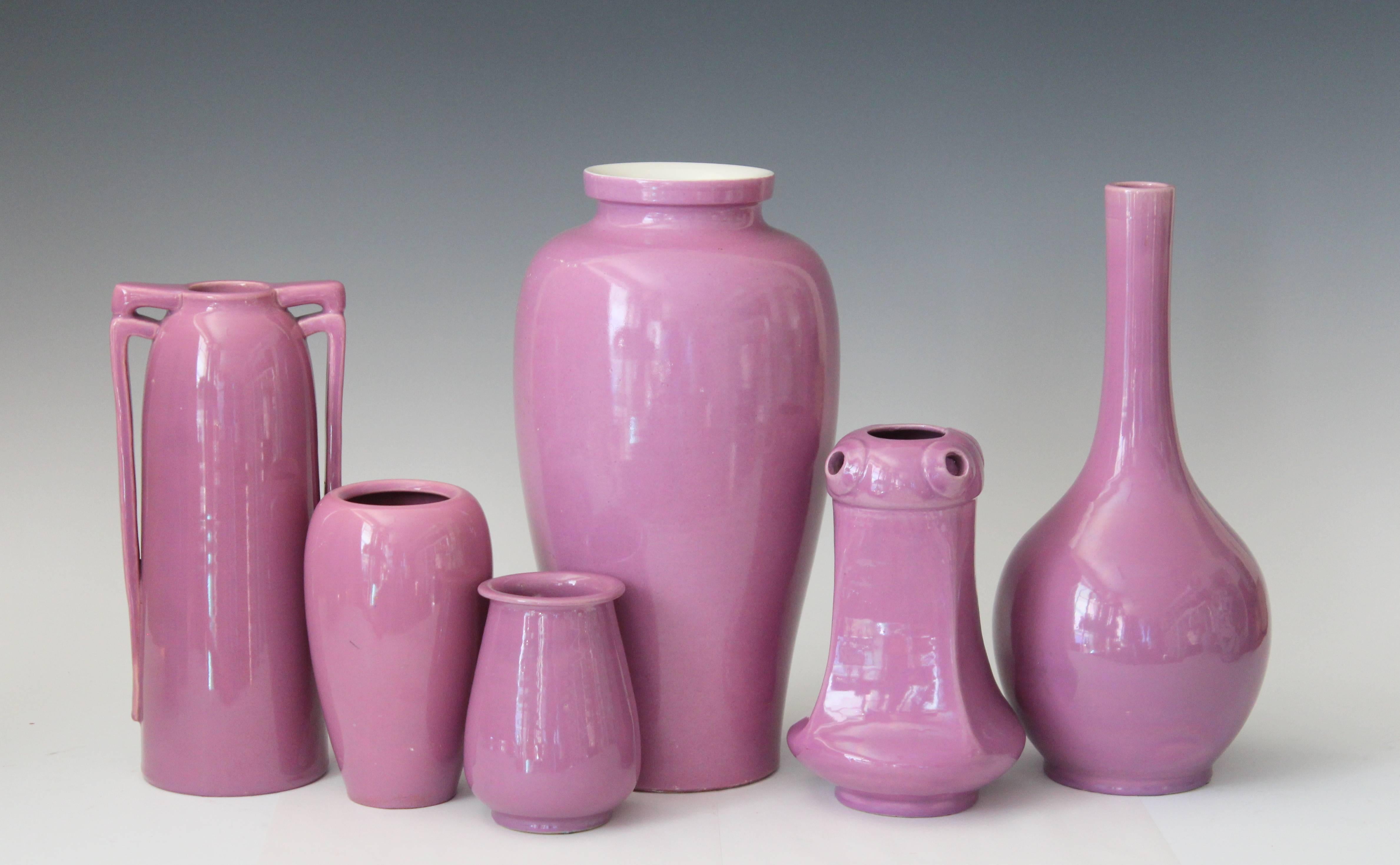 Awaji Pottery Art Deco Vase in Pink Glaze For Sale 2