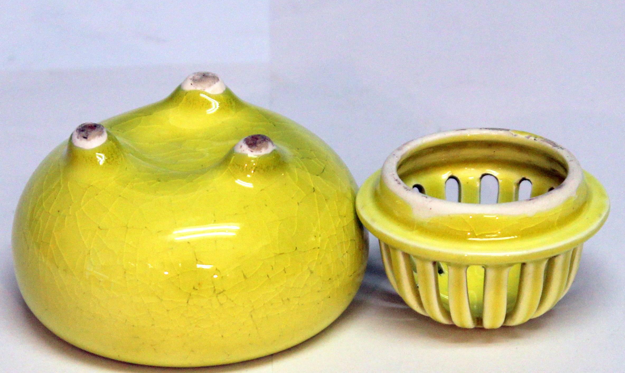 Japanese Kyoto Pottery Censor Incense Burner Atomic Yellow Crackle Glaze 1