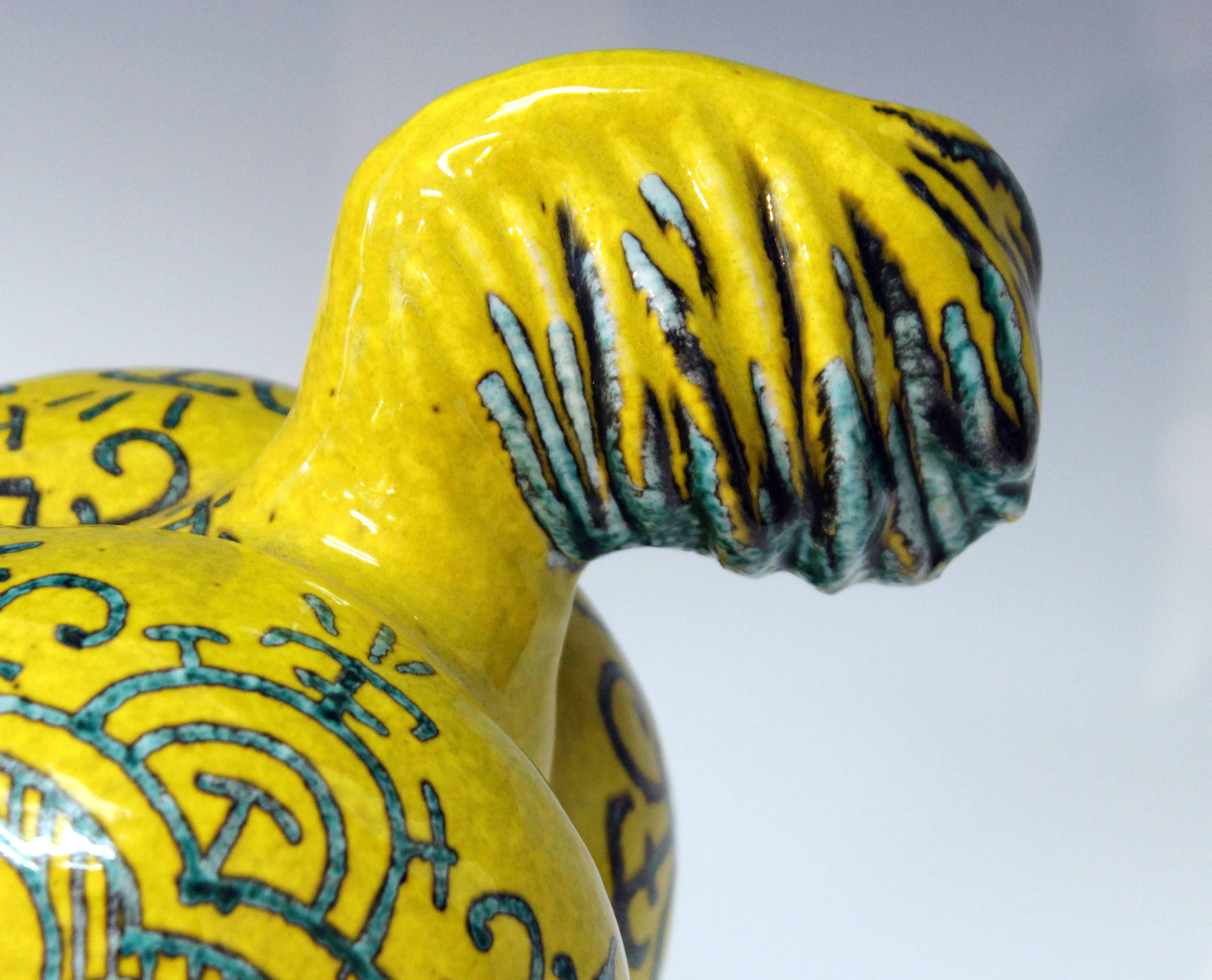 Huge Vintage Italian Pottery Atomic Yellow Glaze Horse Figure Mancioli Raymor In Excellent Condition In Wilton, CT