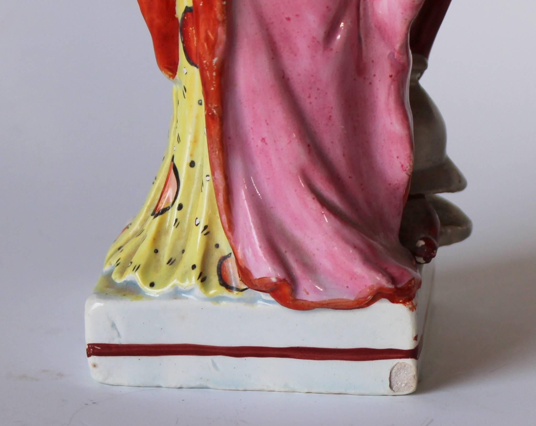Antique English Staffordshire Pearlware Lady Victory Figure In Excellent Condition In Wilton, CT
