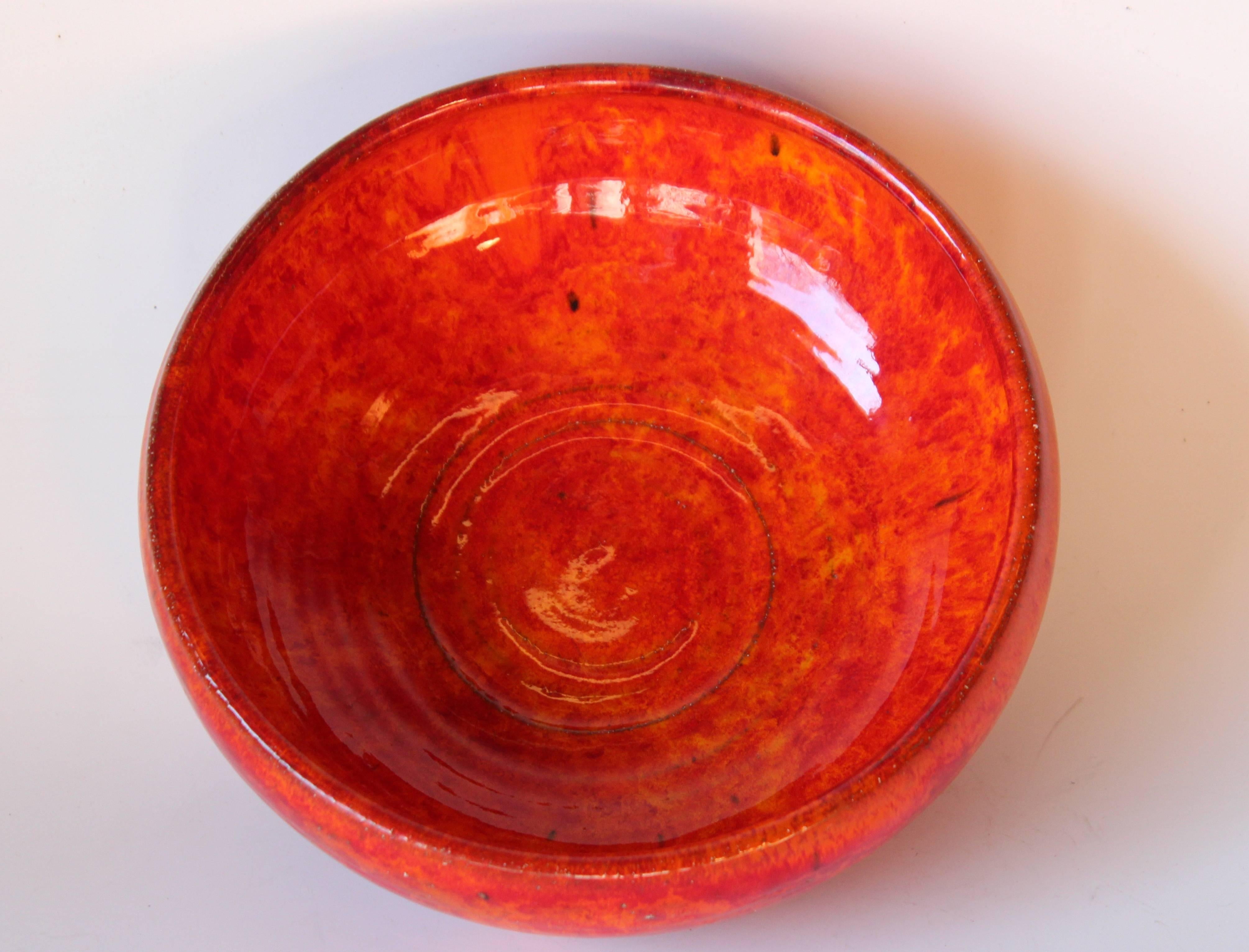 American Paul Bellardo Studio Pottery West Village Hot Atomic Chrome Orange Red Bowl Vase