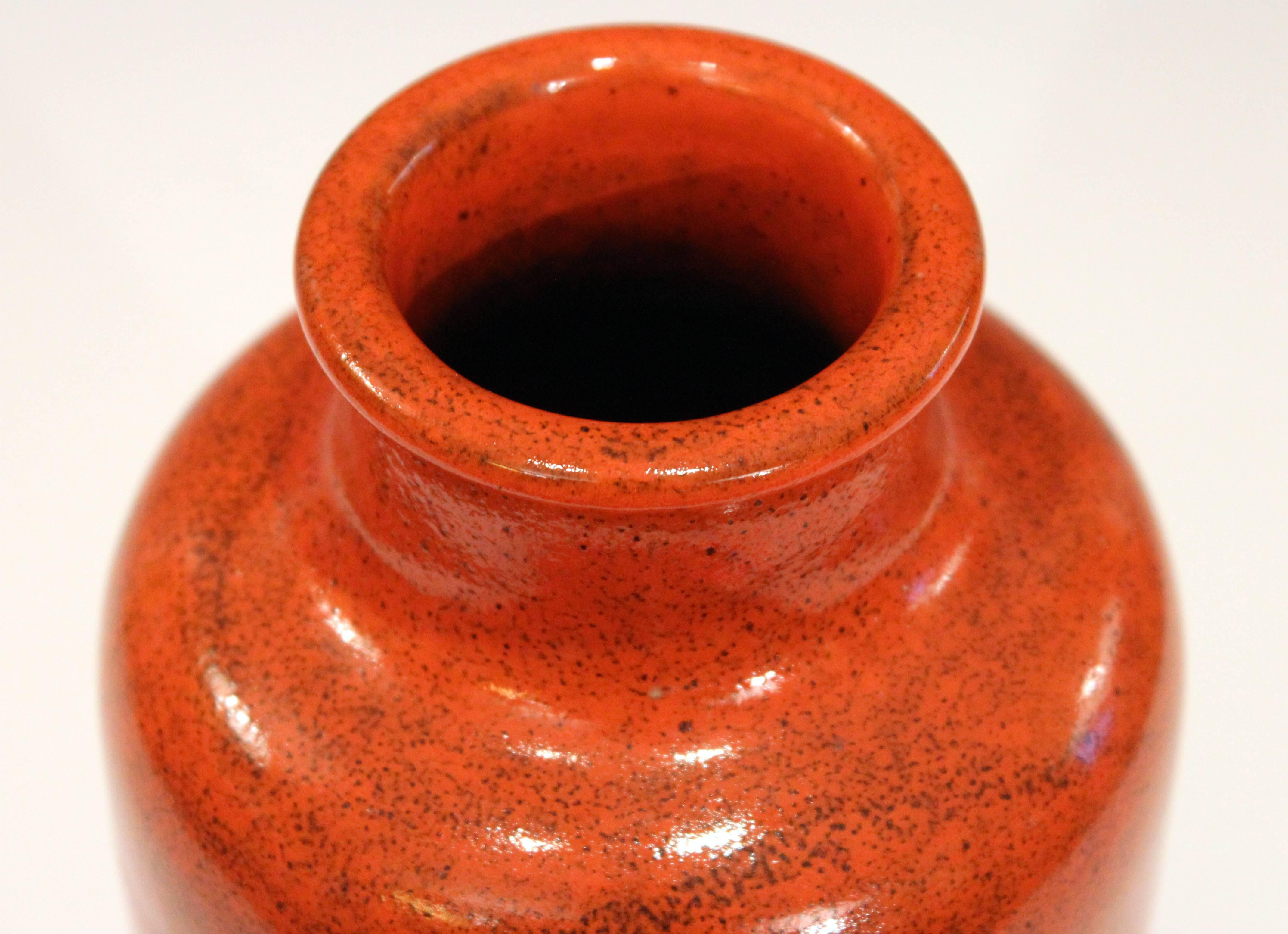 Mid-20th Century Bitossi Vintage Atomic Hot Orange Red Vase Raymor Label Italian Pottery