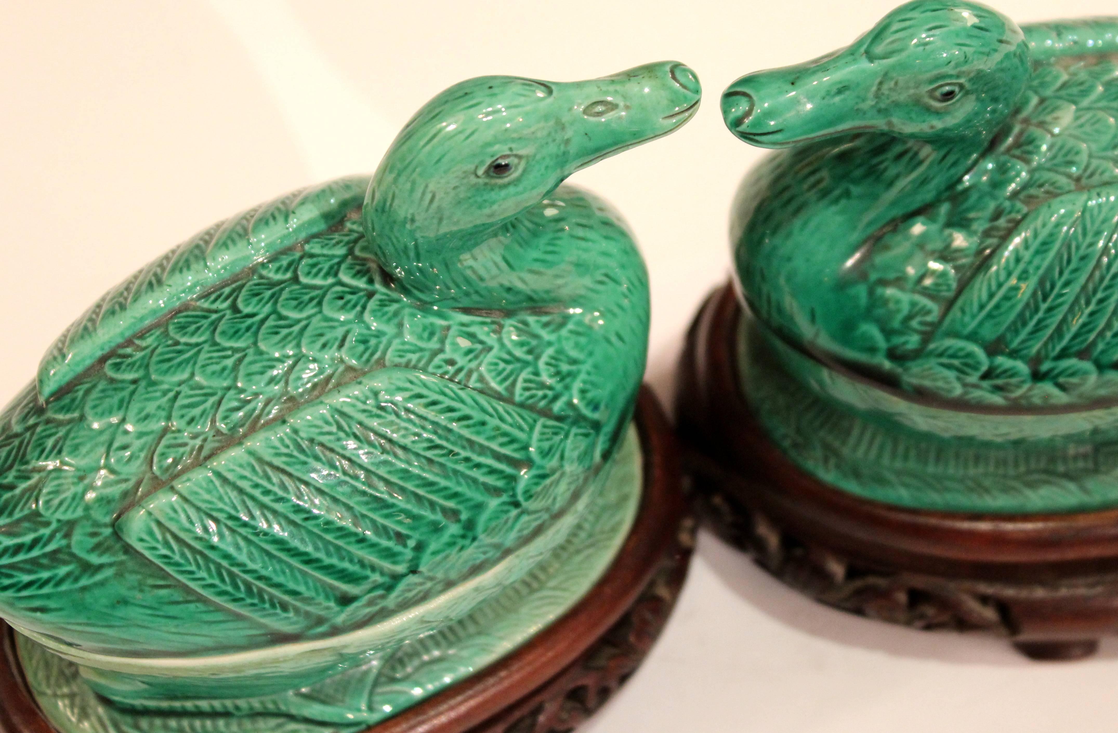 Pair of Chinese Porcelain Bird Figure Covered Boxes Ducks Geese Marked In Excellent Condition In Wilton, CT