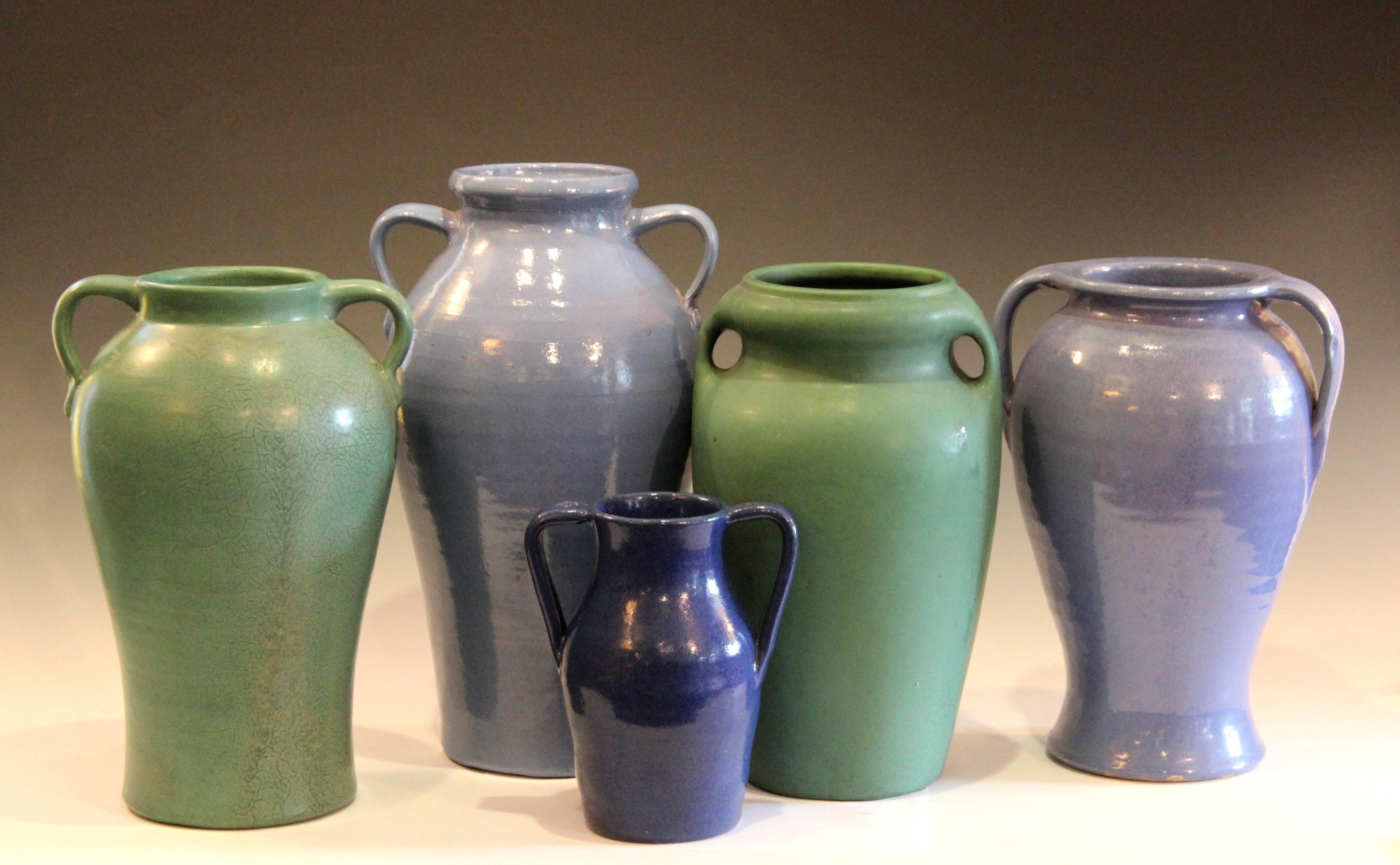 Early 20th Century Genuine Bybee Matt Green Kentucky Southern Arts and Crafts Pottery Vase