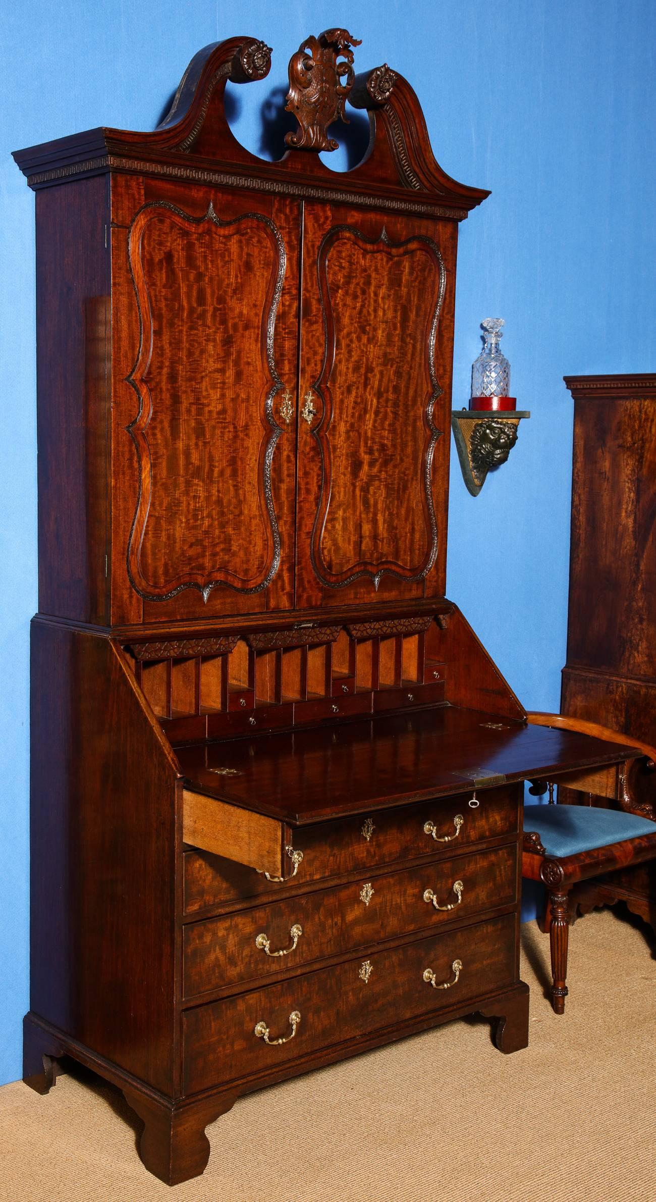 English George II Mahogany Bureau Bookcase, Attributed to Giles Grendey, circa 1740 For Sale