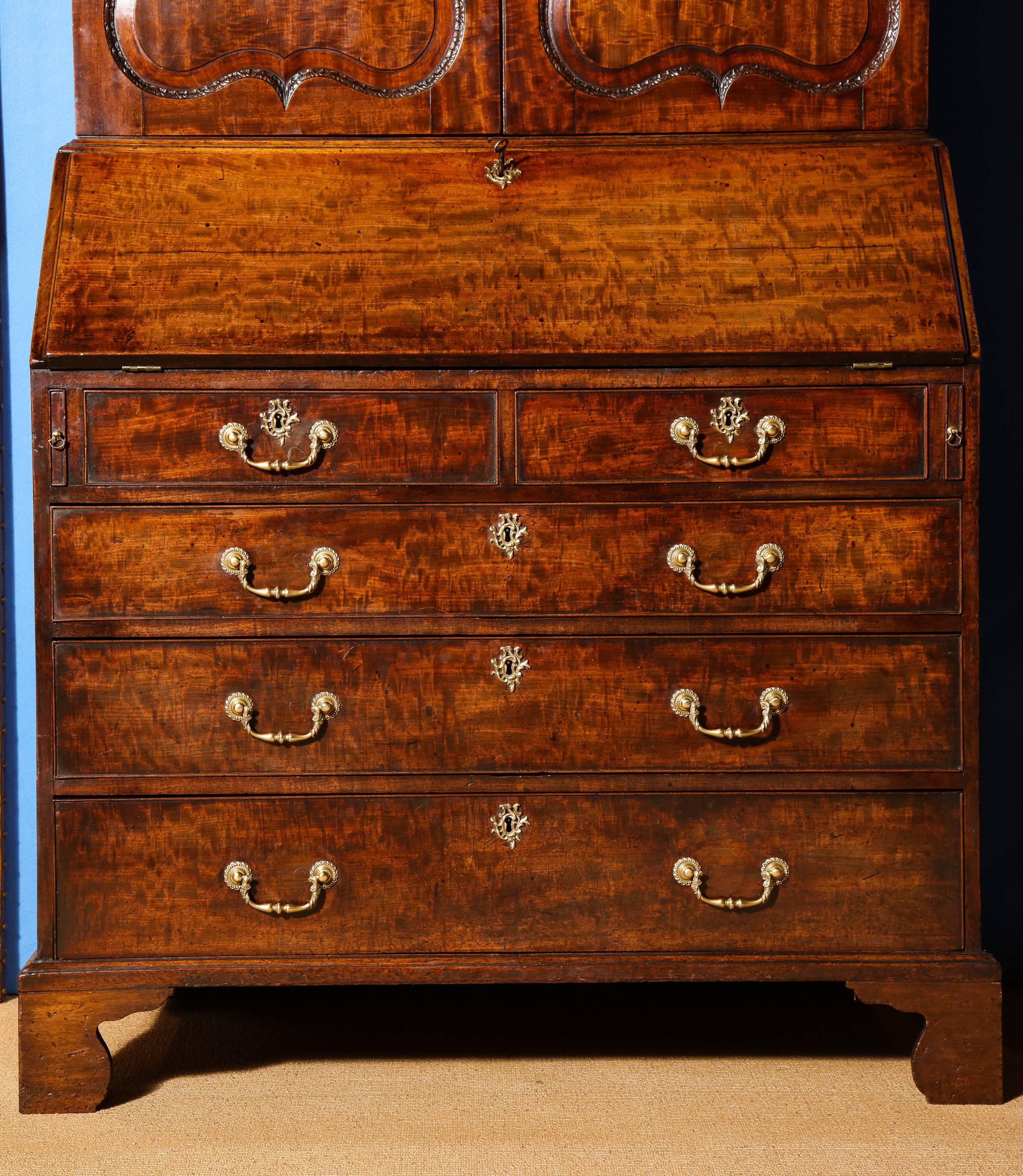 George II Mahogany Bureau Bookcase, Attributed to Giles Grendey, circa 1740 For Sale 3