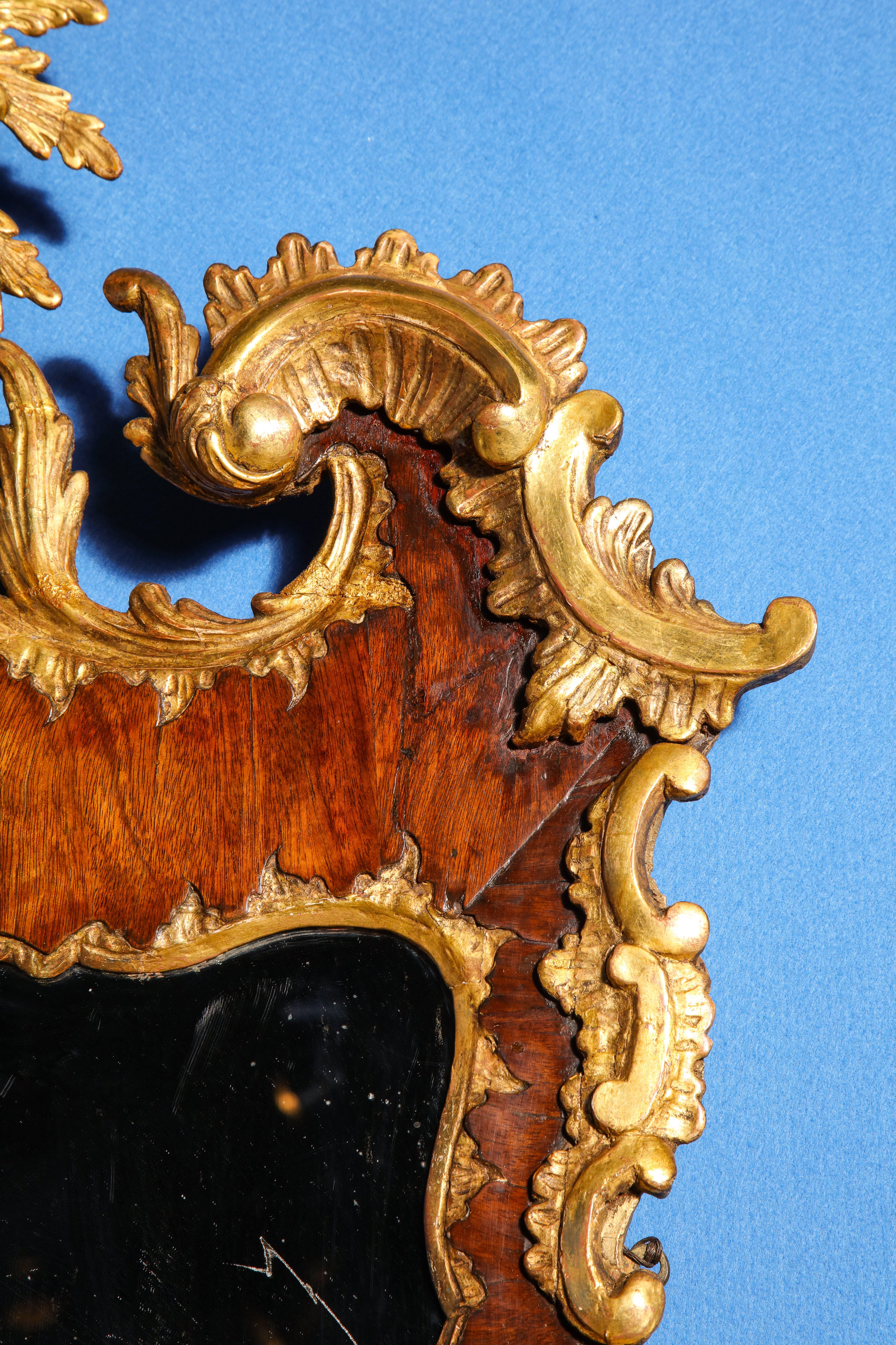 George II Antique Parcel-Gilt Mirror, English, circa 1750 In Excellent Condition For Sale In New York, NY