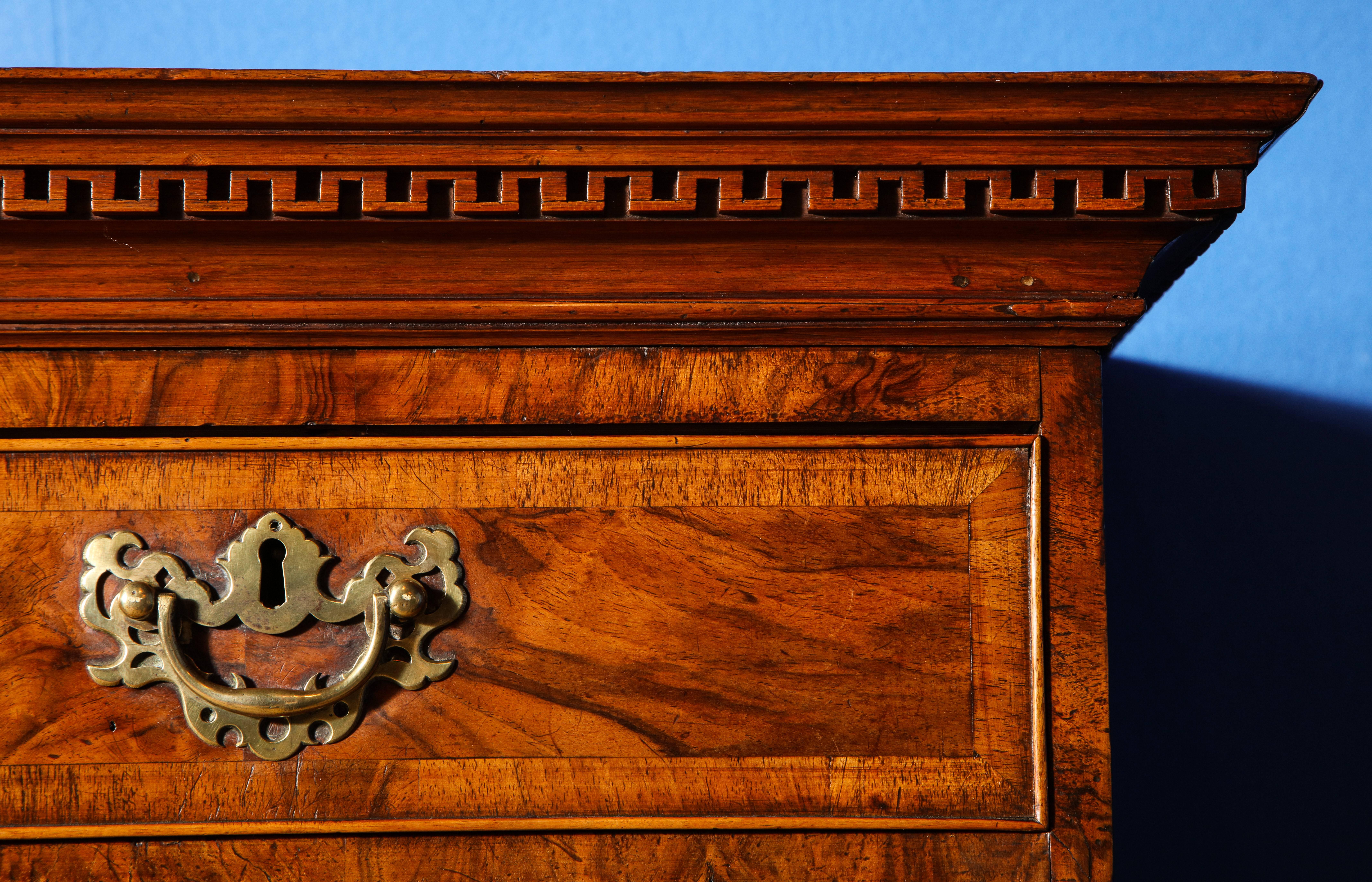 George II Period Figured Walnut & Chestnut Chest on Chest, English, circa 1740 In Excellent Condition In New York, NY