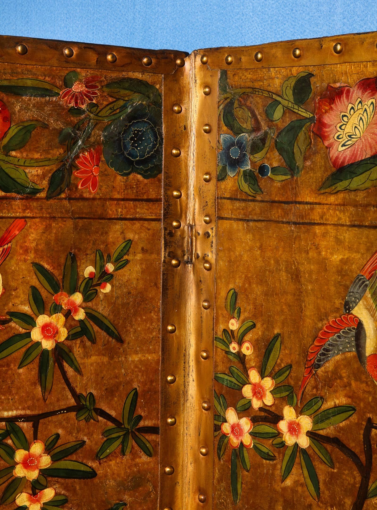 Four-Panel Chinoiserie Polychrome Painted Gilt Leather Screen English circa 1750 For Sale 2