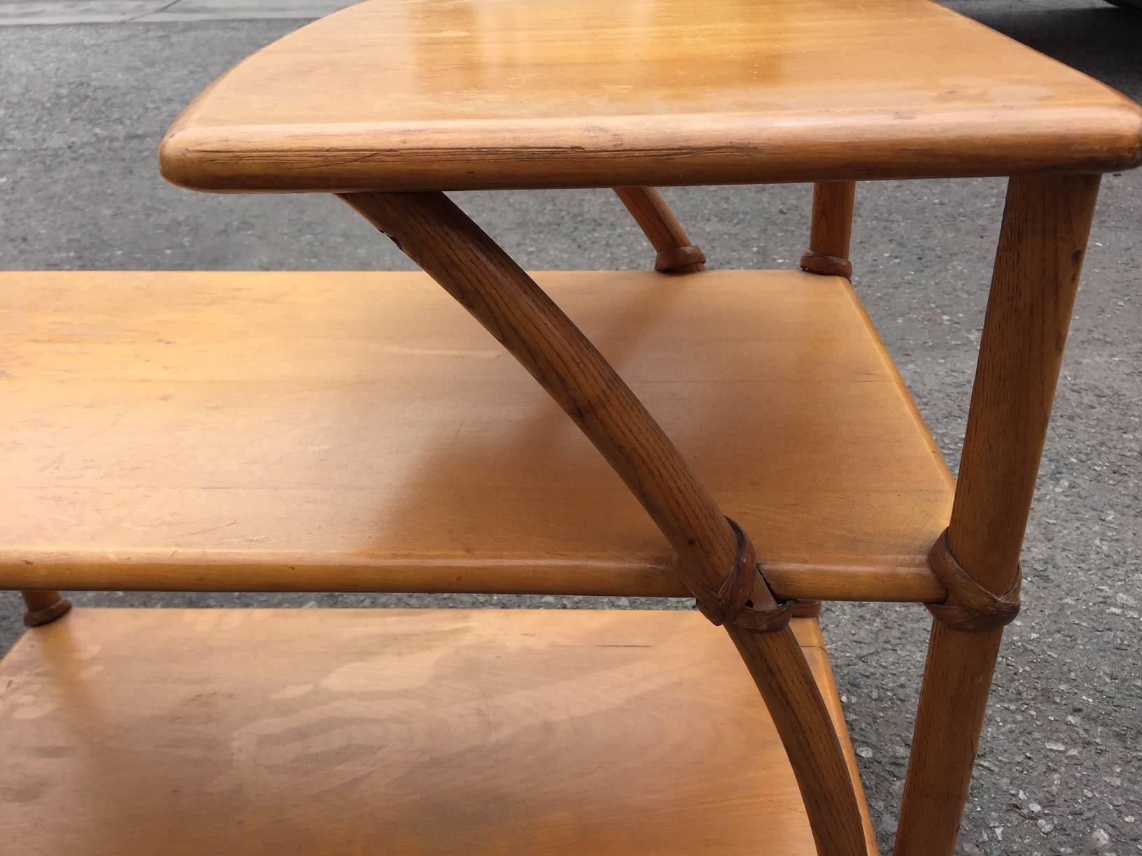 Pair of Vintage Heywood-Wakefield Side Tables, American, Mid-20th Century In Excellent Condition For Sale In West Hollywood, CA