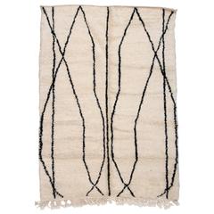 Beni Ourain Moroccan Rug with Curved Intersecting Line Pattern
