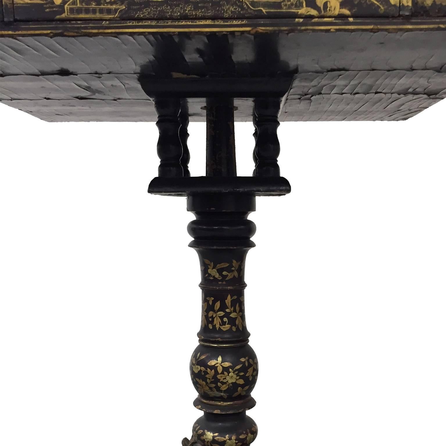 19th Century French Napoleon III Chinoiserie Decorated Games Table In Good Condition In New York, NY