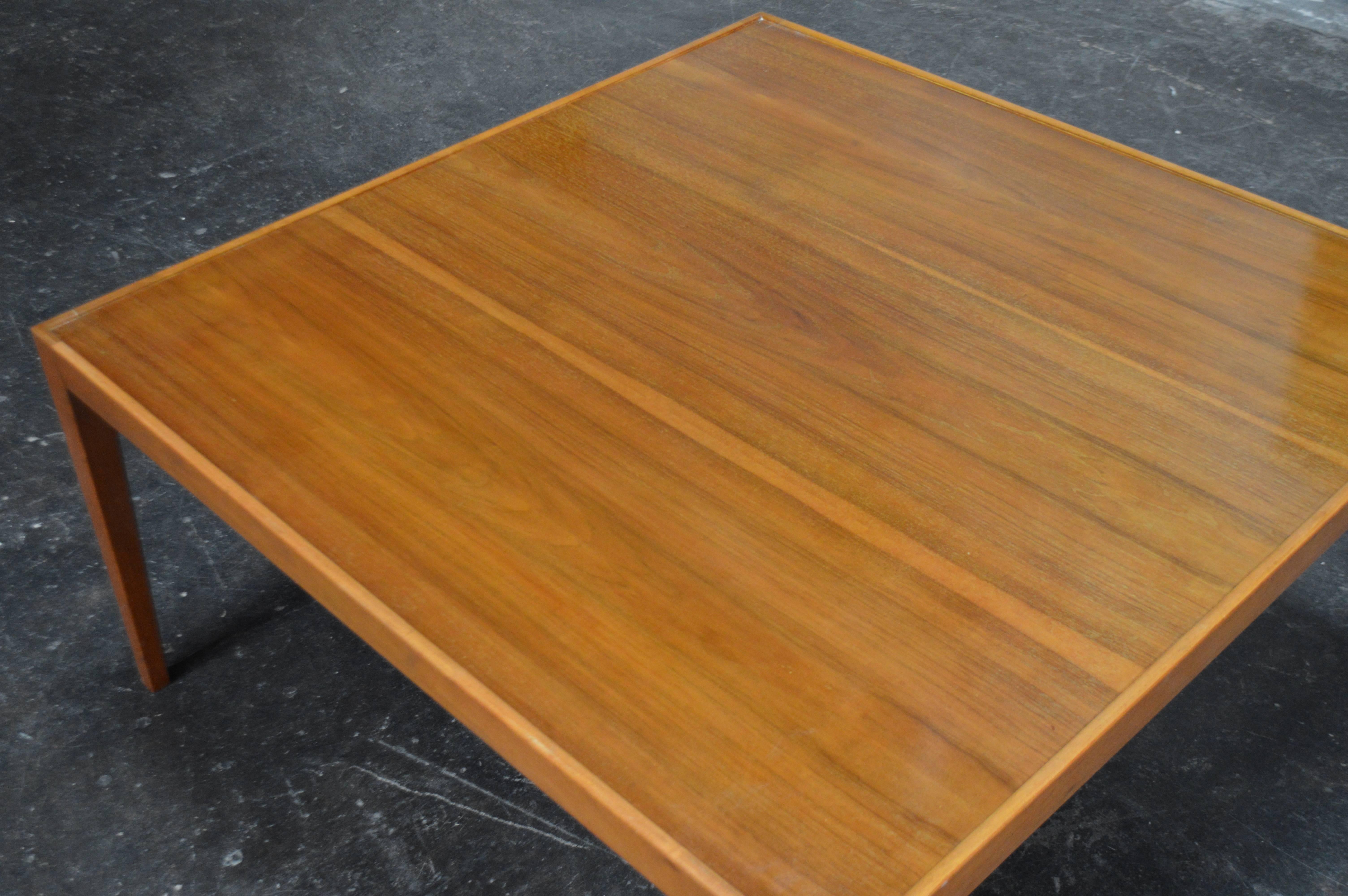 Handsome Square Art Moderne Coffee Table For Sale 1