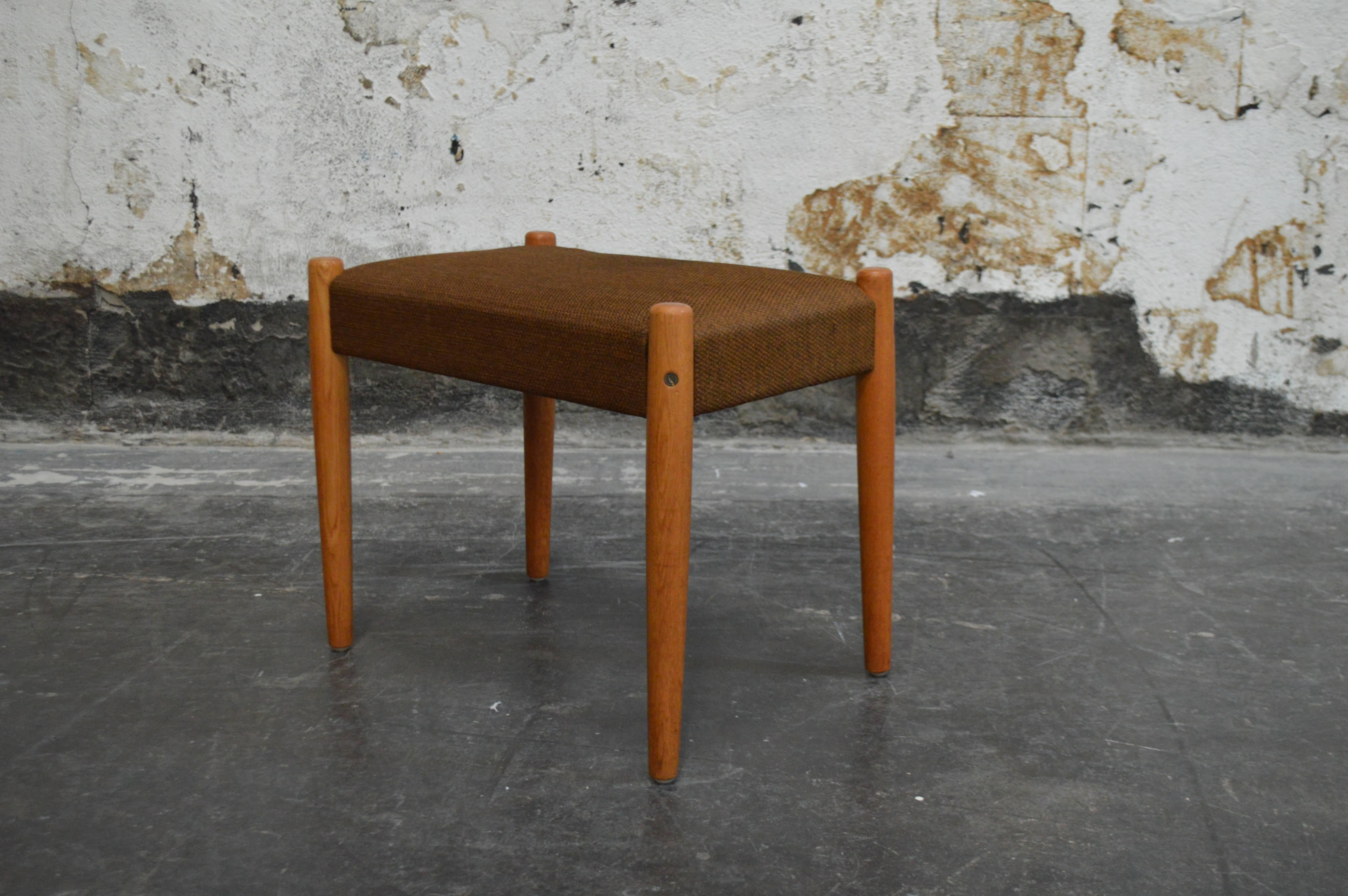 Mid-20th Century Danish Mid-Century Modern Bench or Footstool  For Sale