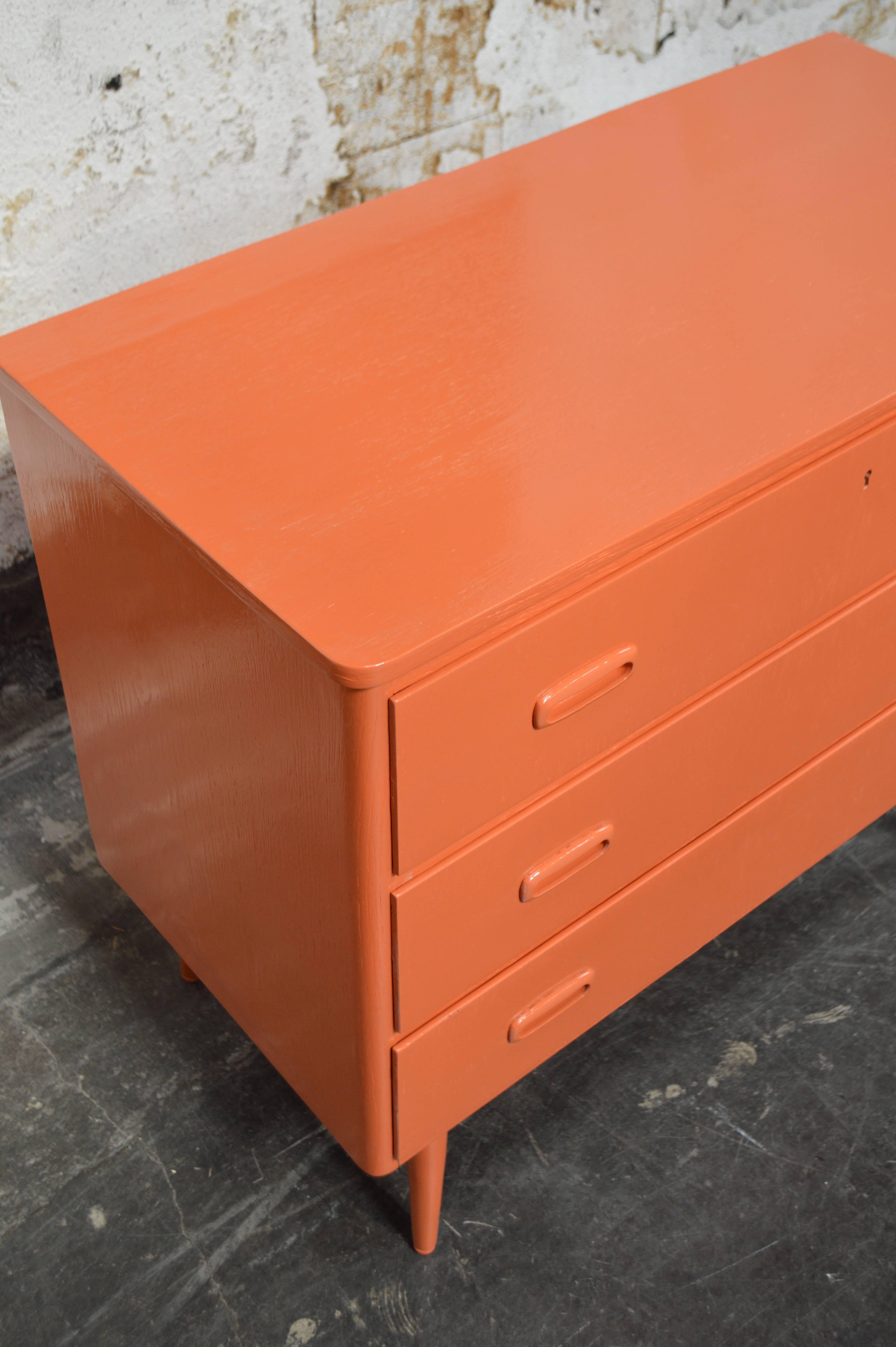Swedish Mid-Century Modern Hermes Orange Lacquer Three-Drawer Chest In Excellent Condition In Atlanta, GA