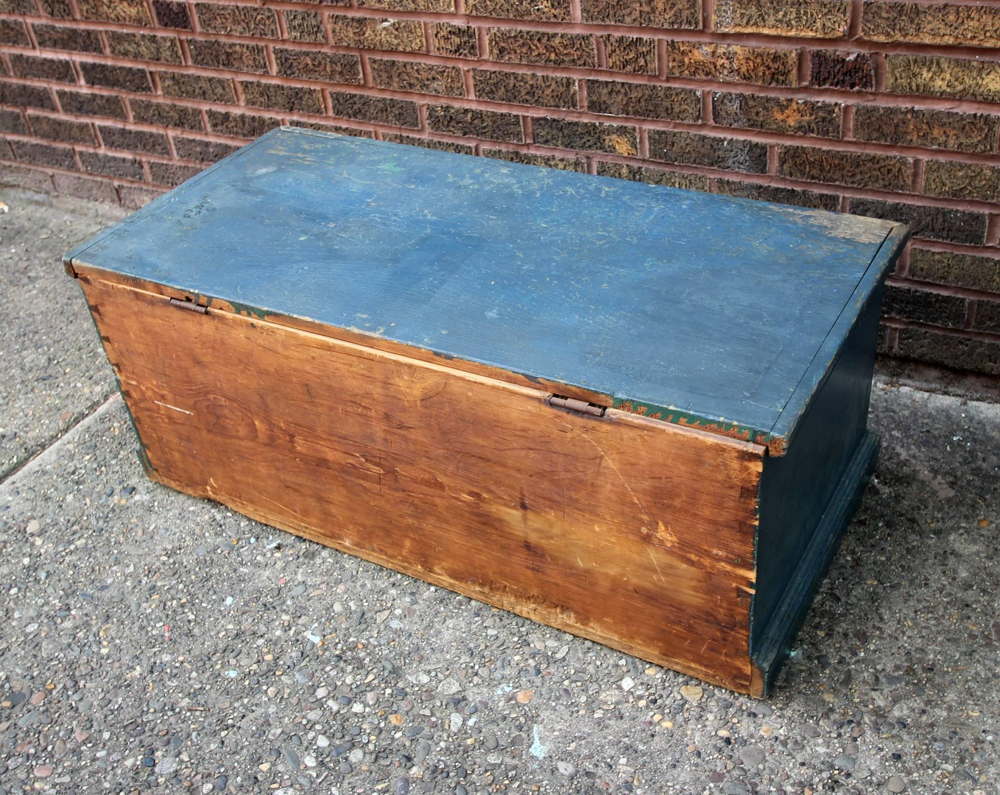 Blue Painted Sea Chest, American, Mid-19th Century In Good Condition In Philadelphia, PA